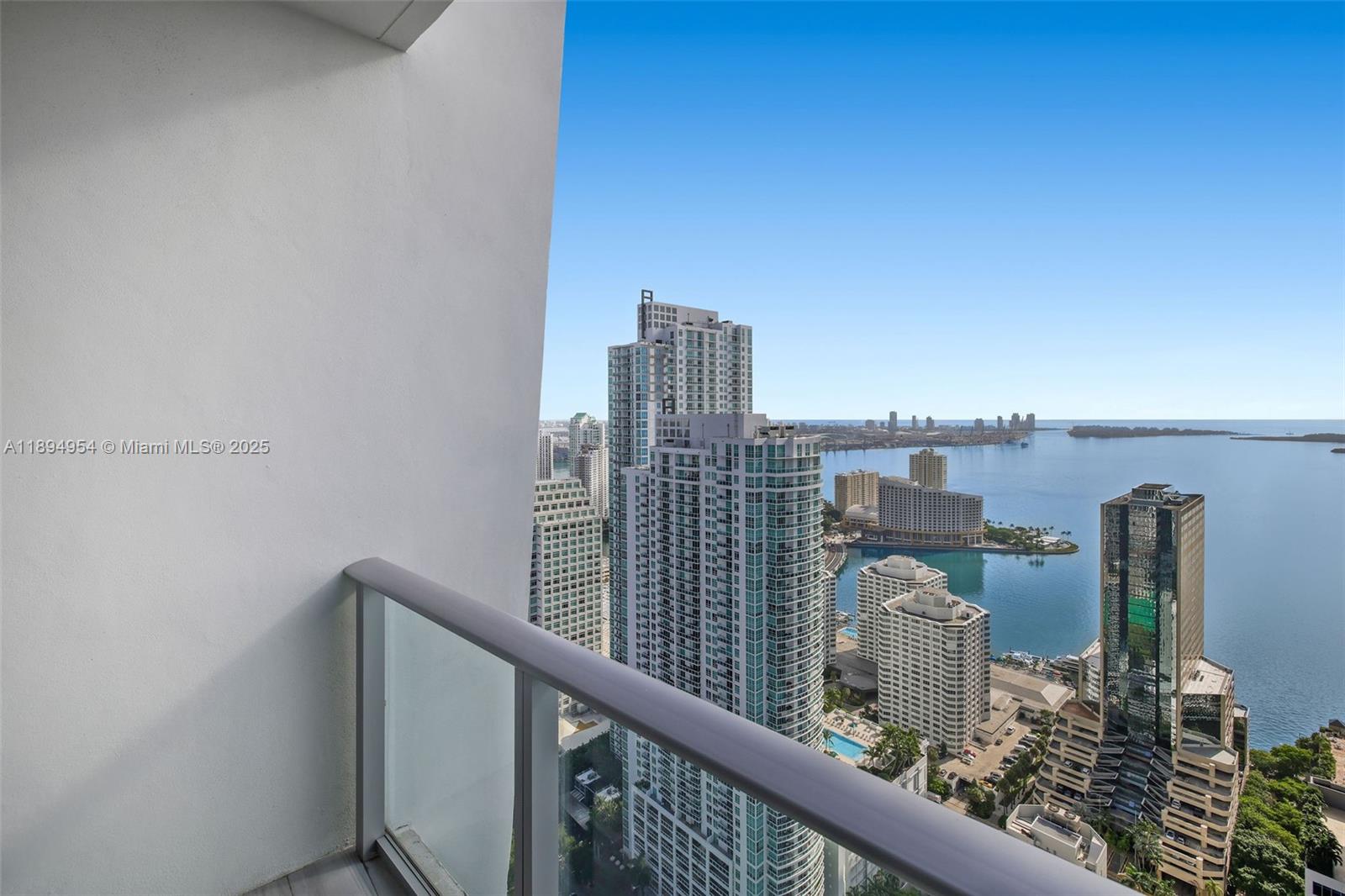 1010 Brickell Ave #4704, Miami FL 33131