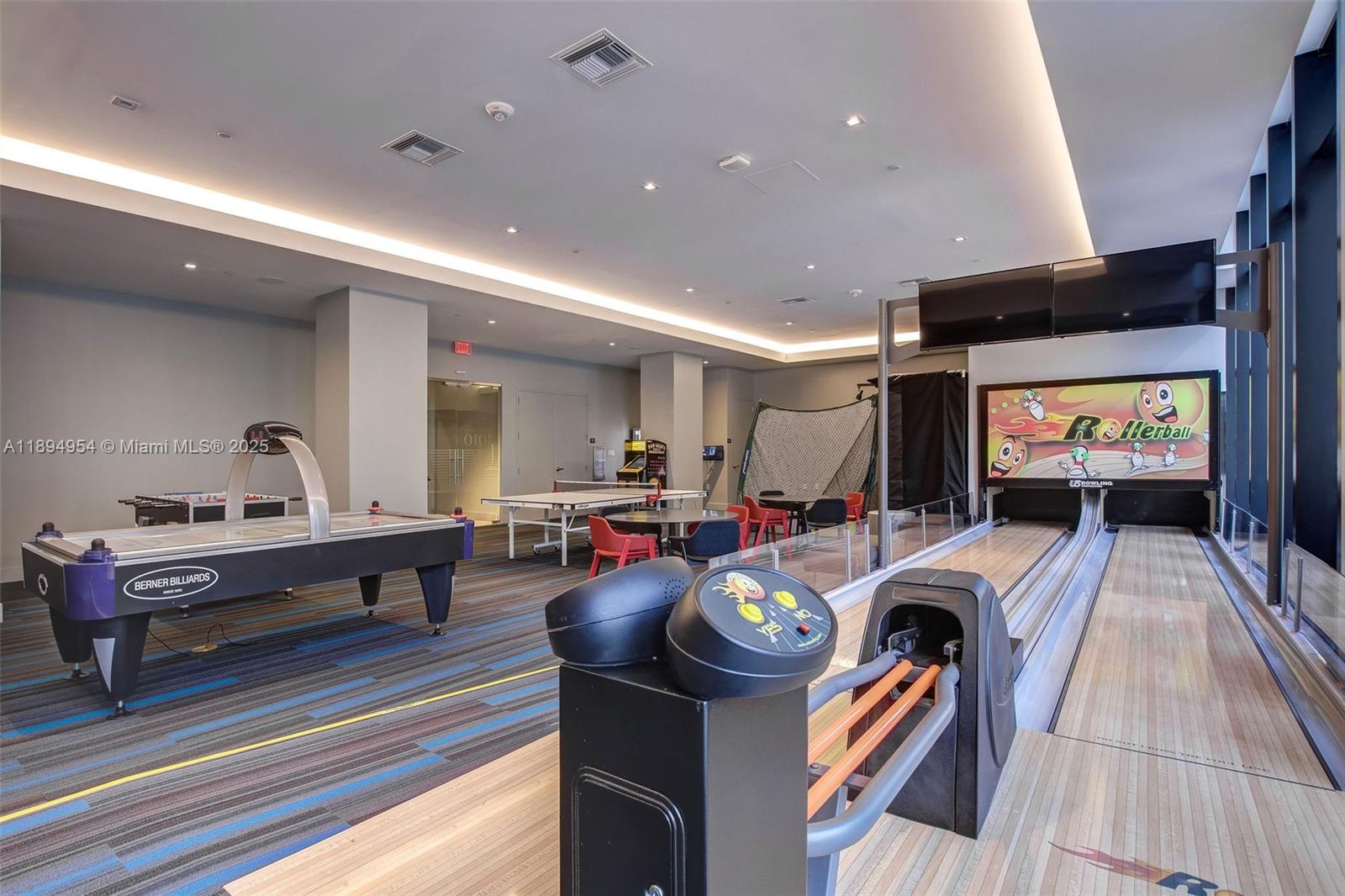 1010 Brickell Ave #4704, Miami FL 33131