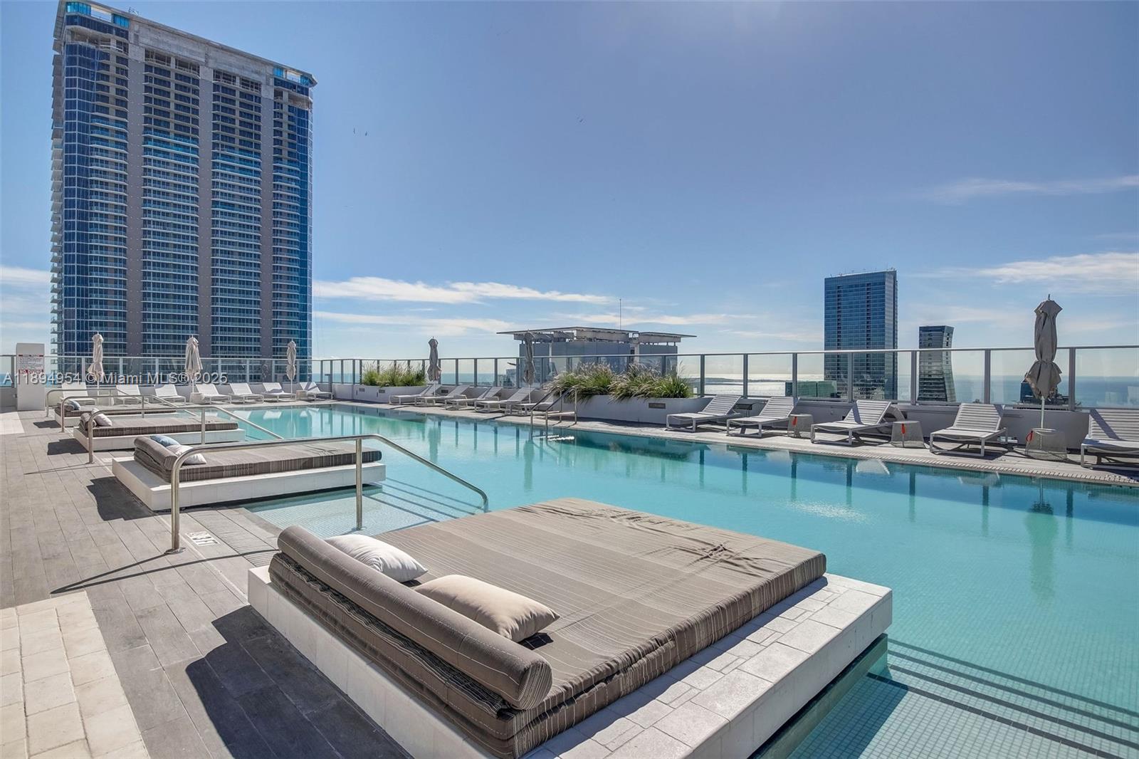 1010 Brickell Ave #4704, Miami FL 33131