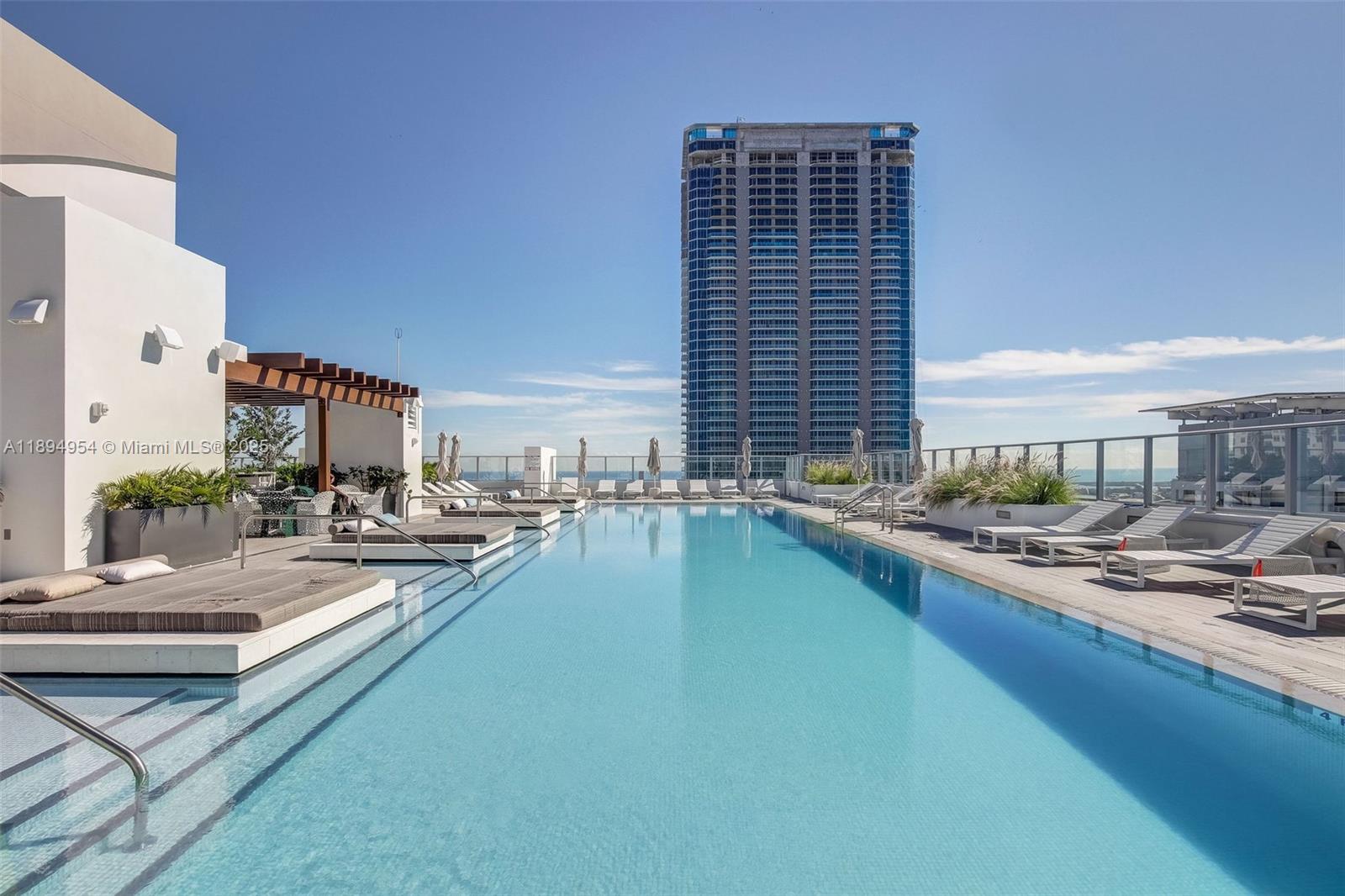 1010 Brickell Ave #4704, Miami FL 33131