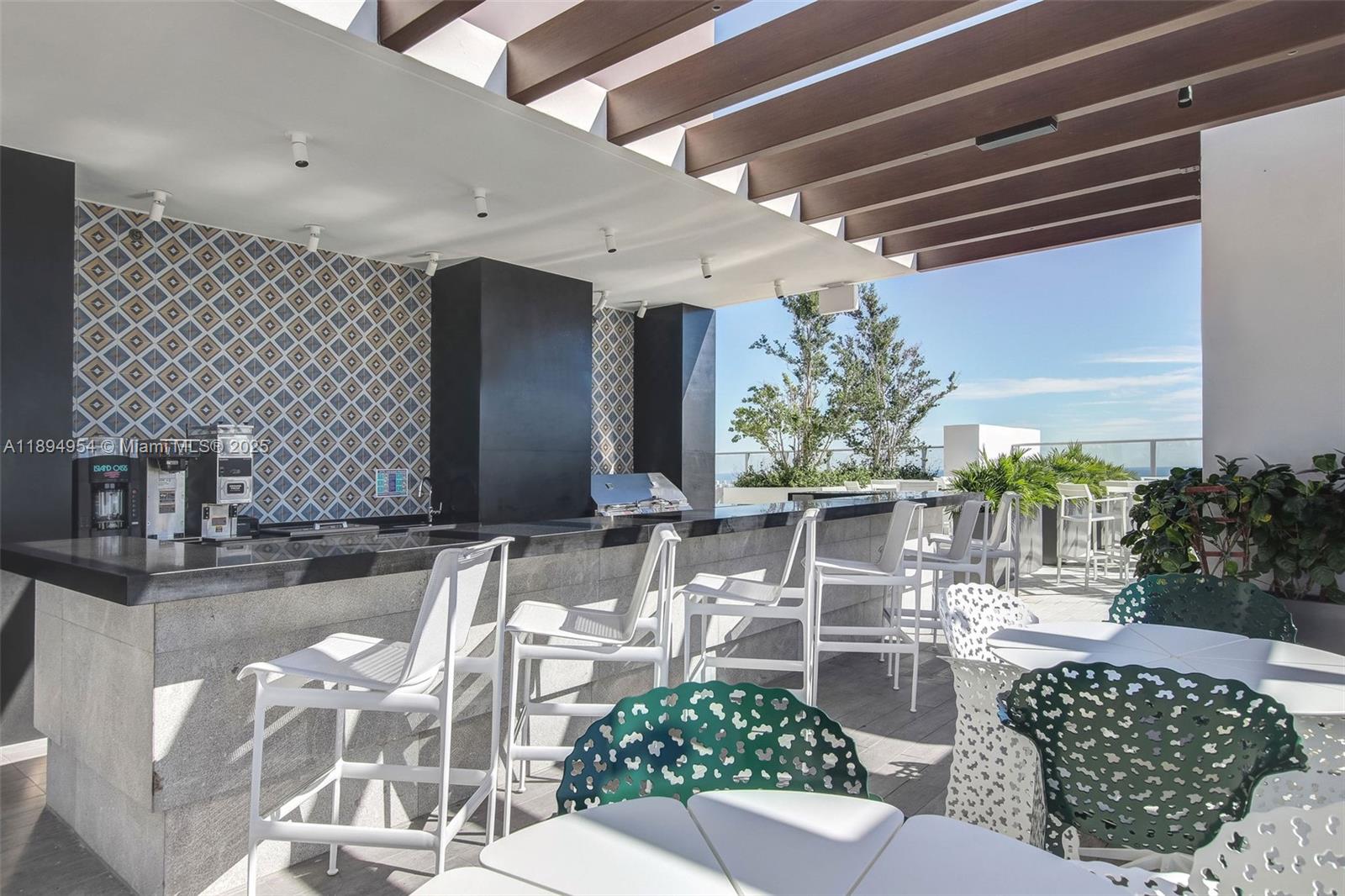 1010 Brickell Ave #4704, Miami FL 33131