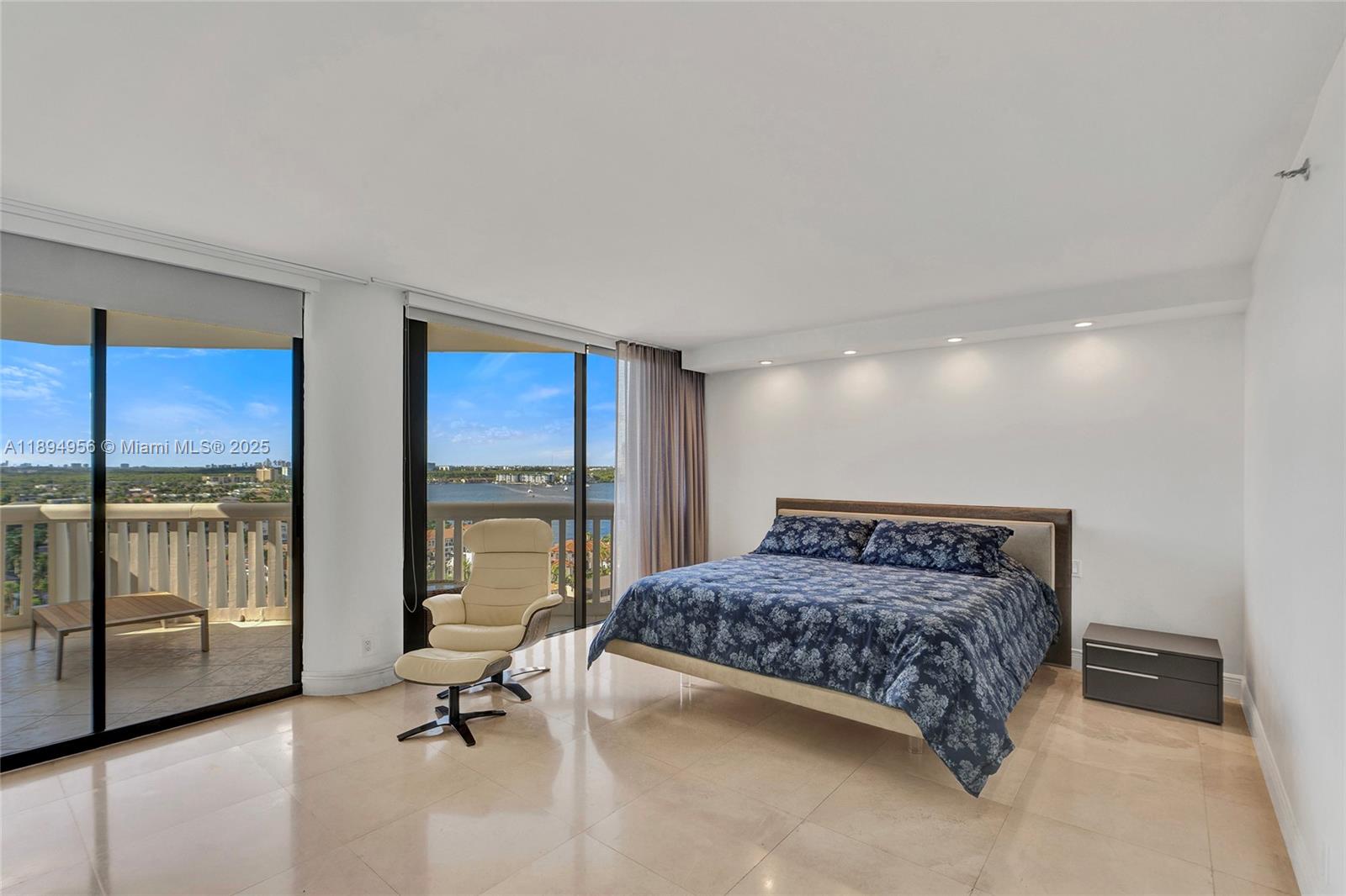 1000 E Island Blvd #1403, Aventura FL 33160