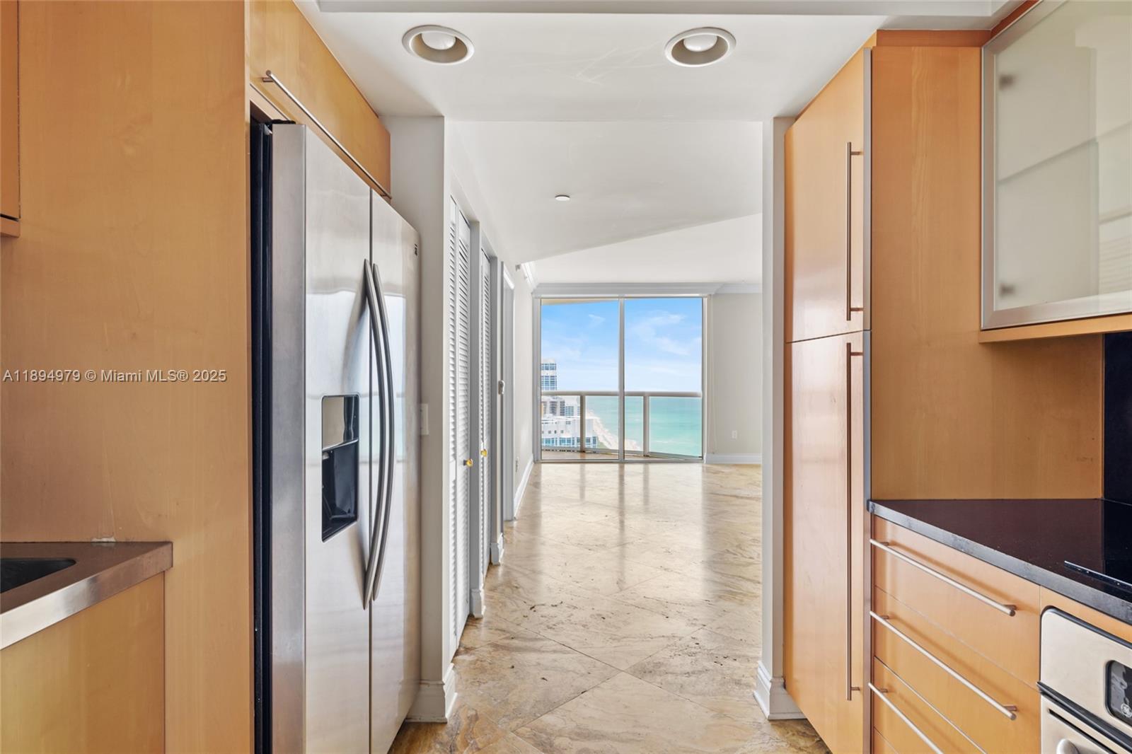 6365 Collins Ave #3011, Miami Beach FL 33141