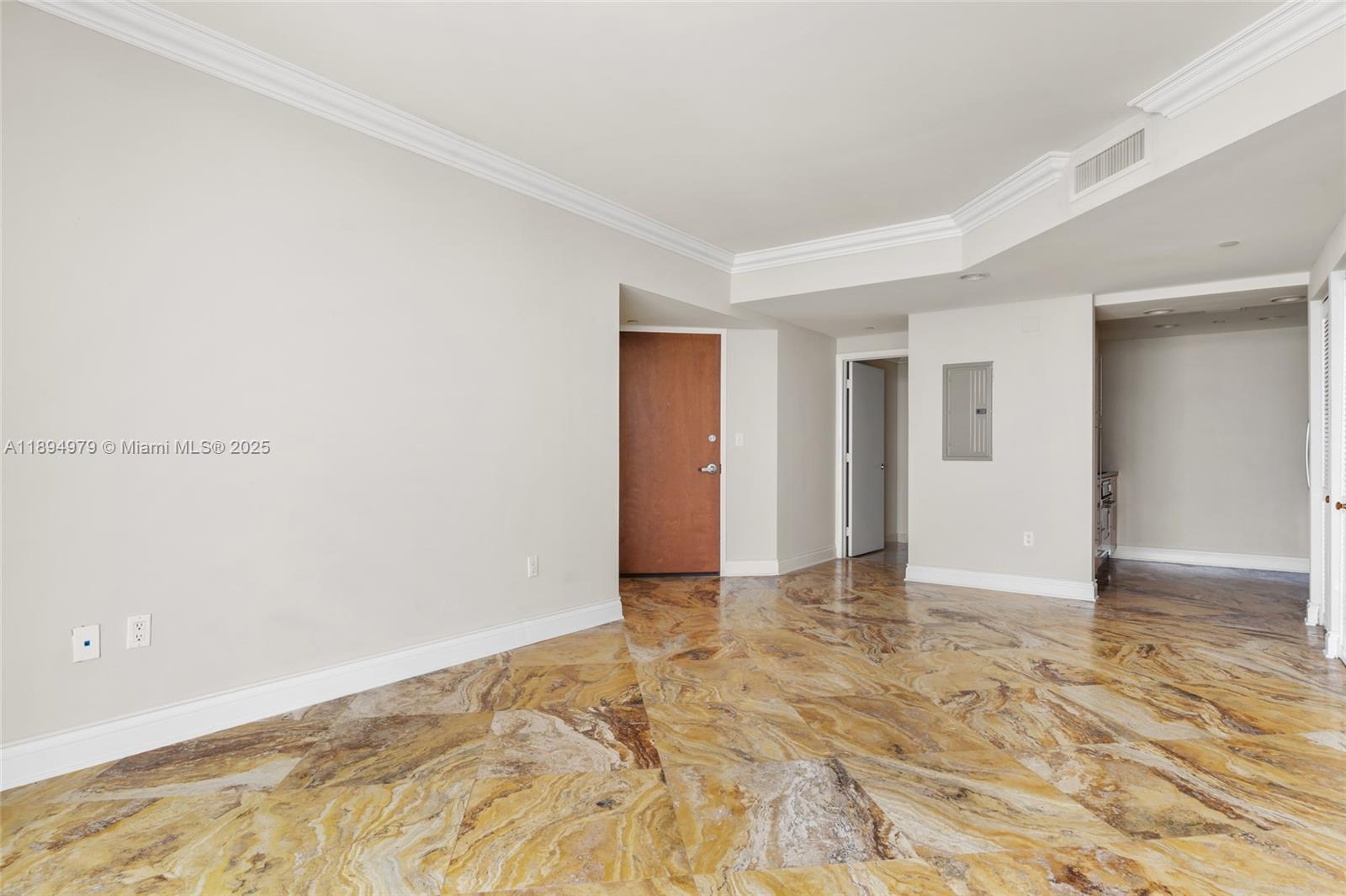 6365 Collins Ave #3011, Miami Beach FL 33141