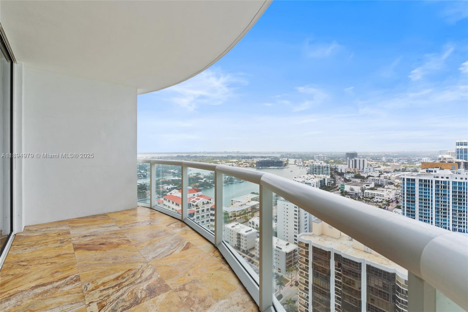 6365 Collins Ave #3011, Miami Beach FL 33141