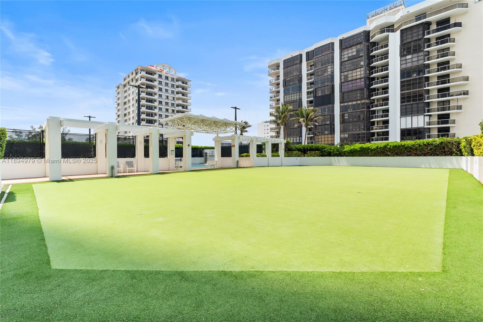 6365 Collins Ave #3011, Miami Beach FL 33141