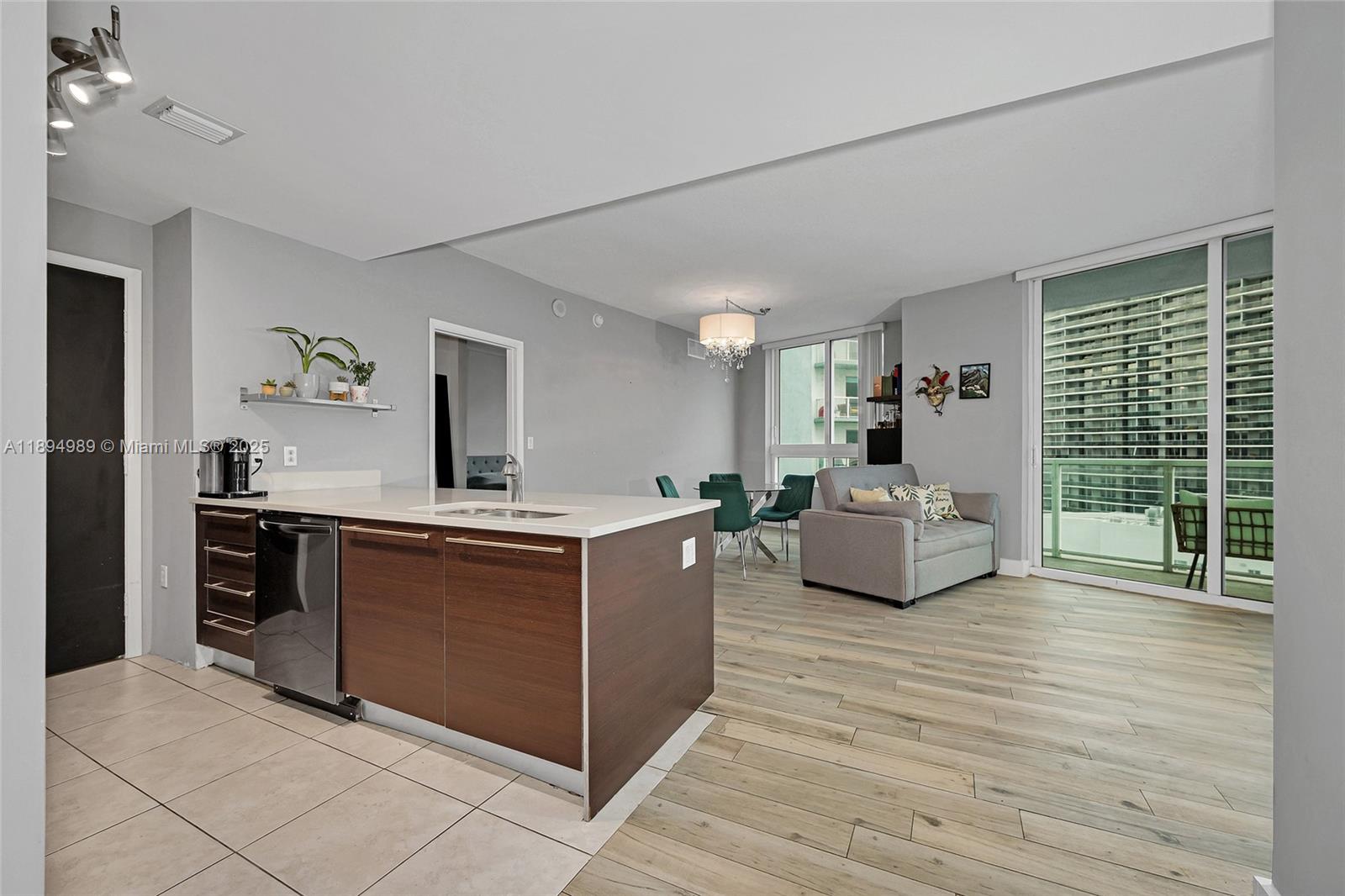 1900 N Bayshore Dr #4019, Miami FL 33132