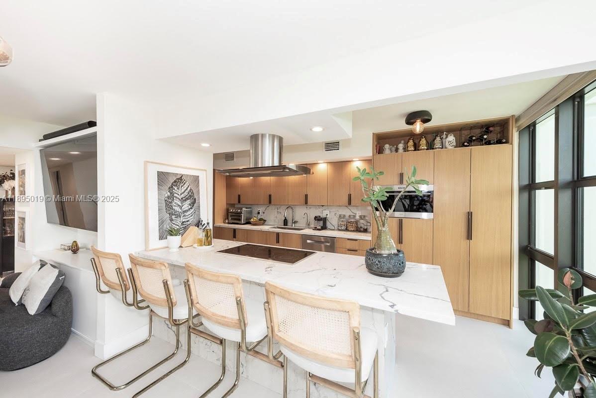 1121 Crandon Blvd #D402, Key Biscayne FL 33149