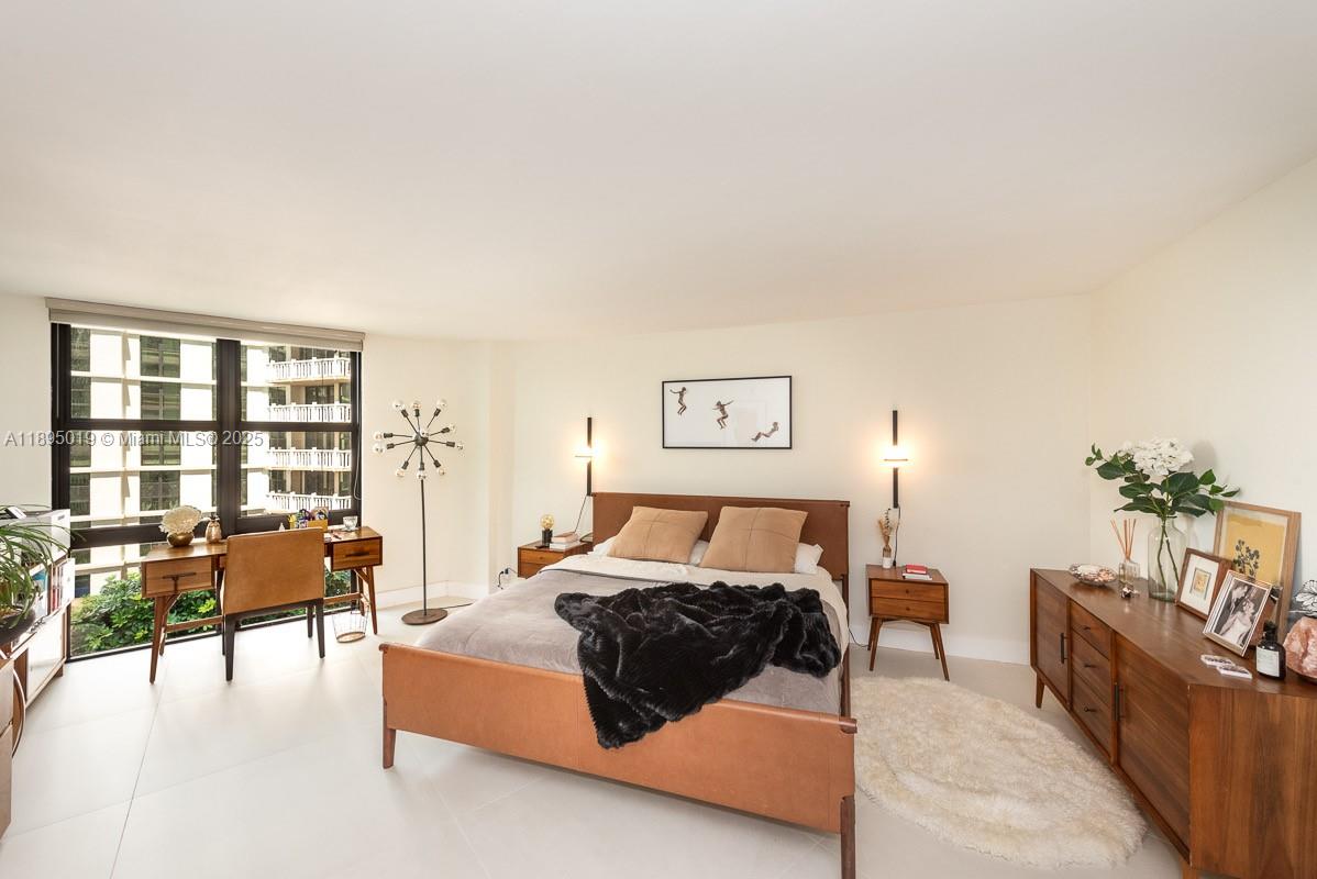 1121 Crandon Blvd #D402, Key Biscayne FL 33149