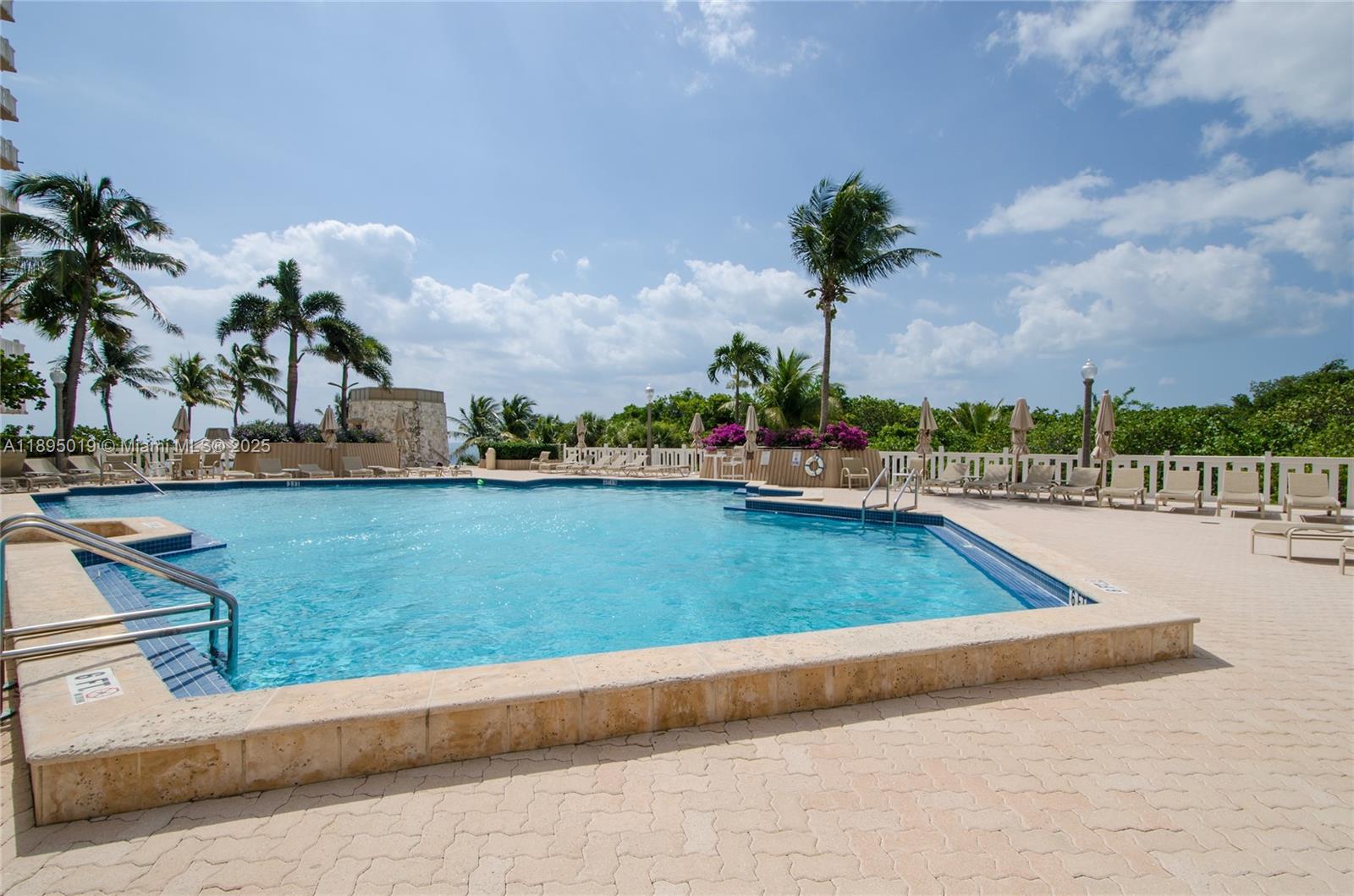 1121 Crandon Blvd #D402, Key Biscayne FL 33149