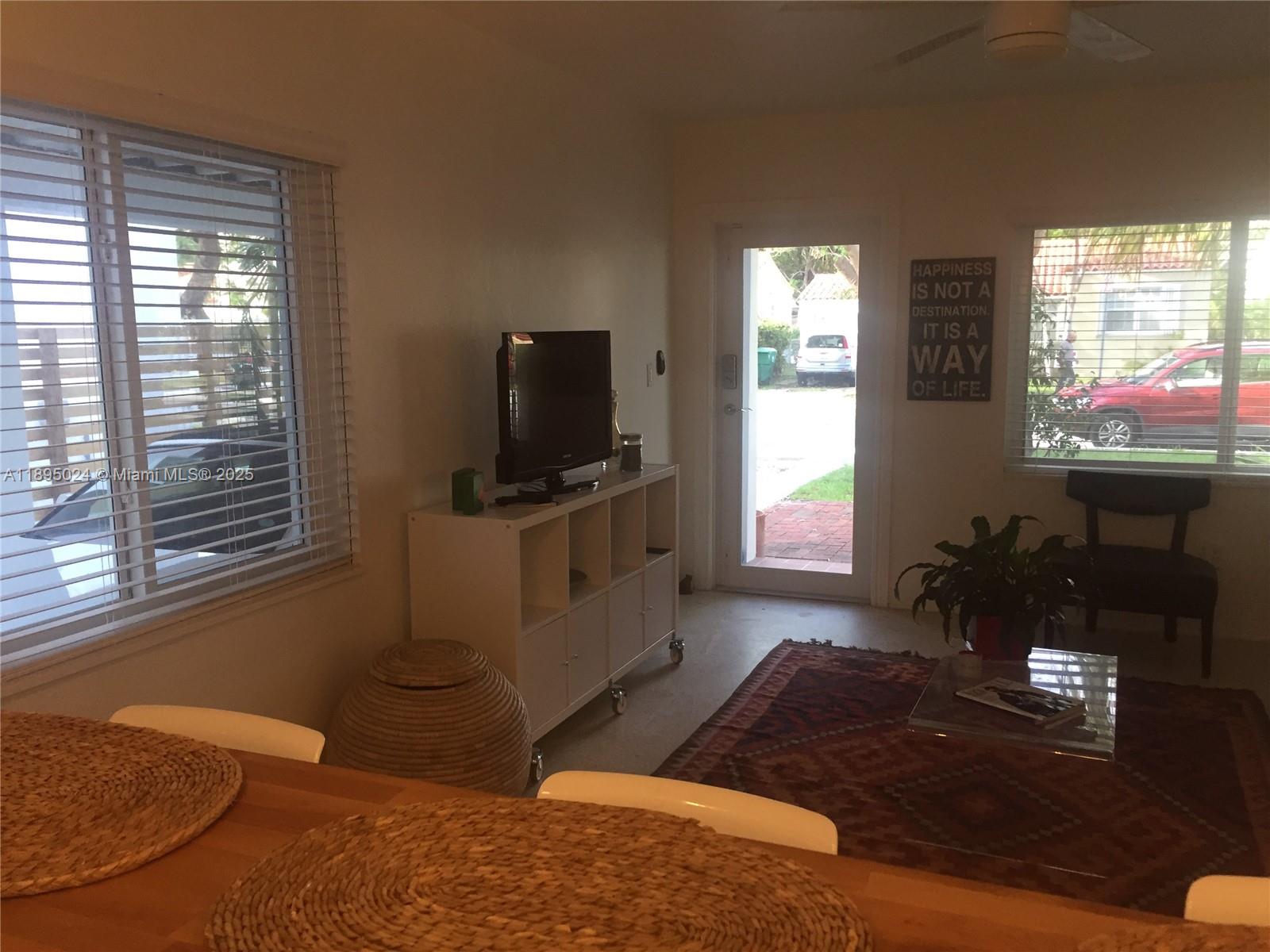 1160 SW 22nd terrace #2, Miami FL 33129