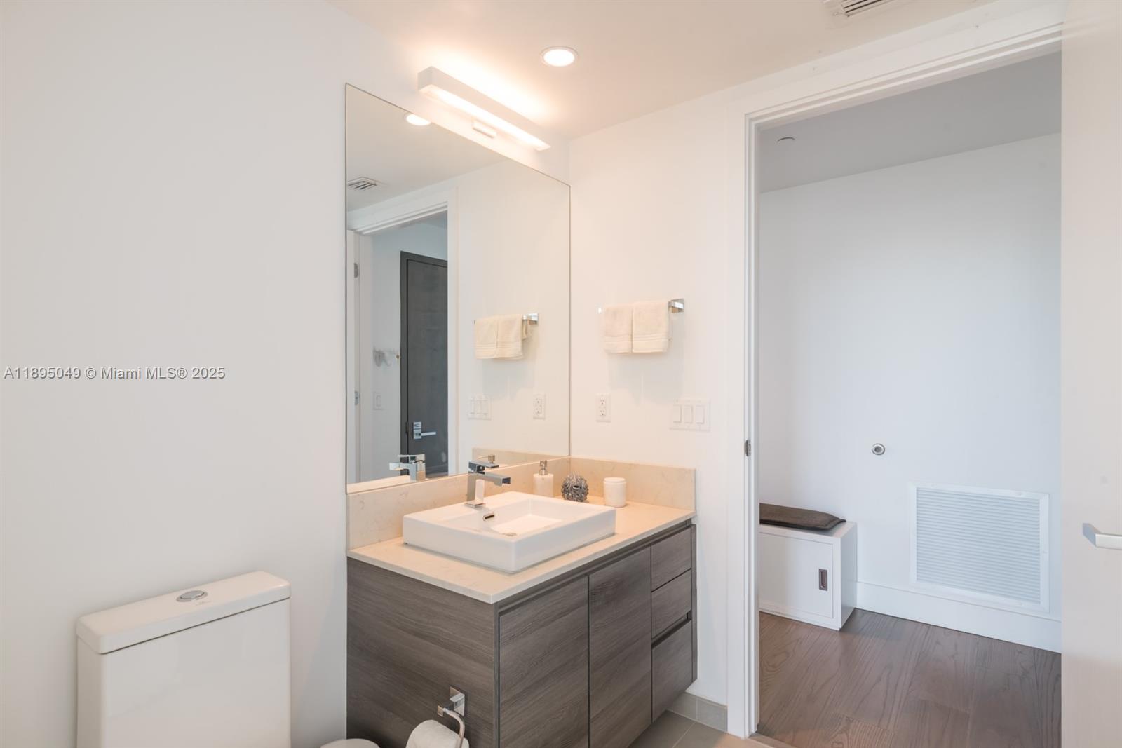 1080 Brickell Ave #3601, Miami FL 33131