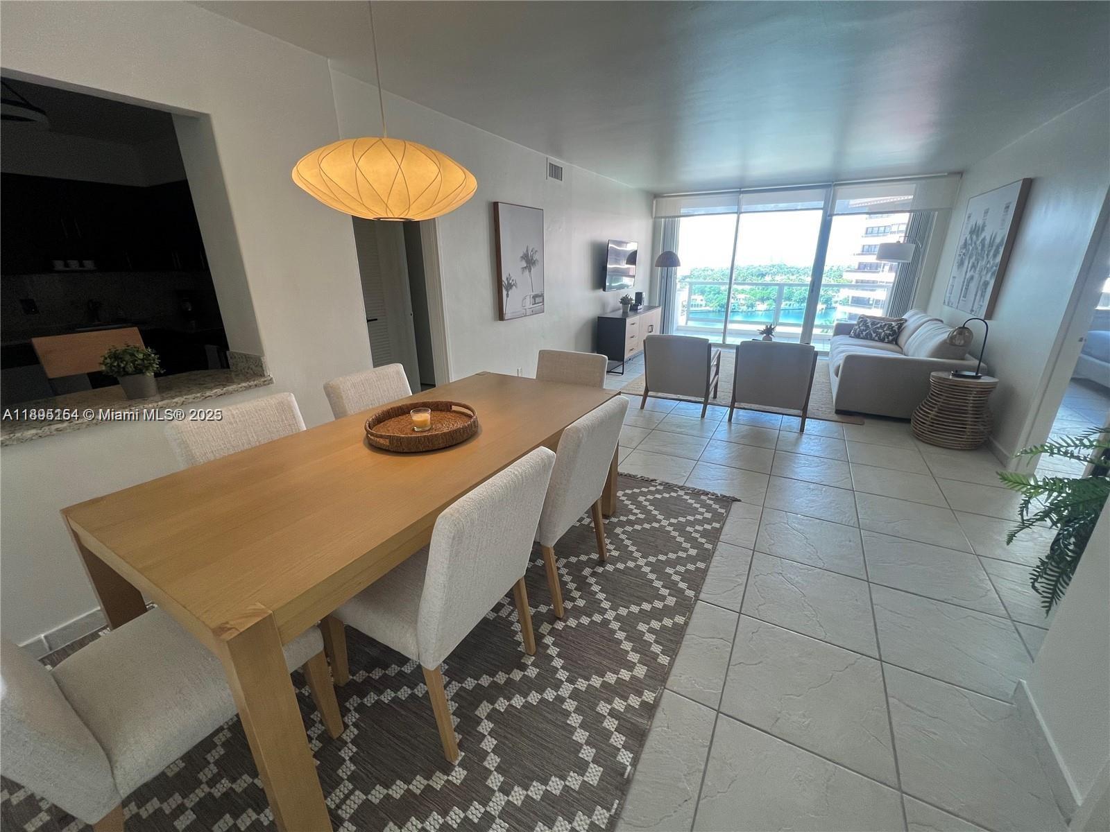 5161 Collins Ave #1211, Miami Beach FL 33140