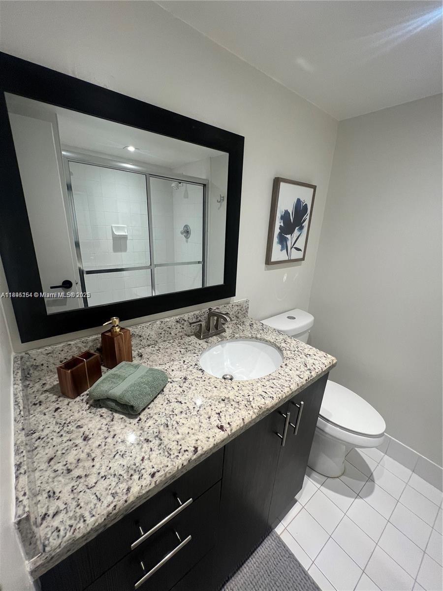 5161 Collins Ave #1211, Miami Beach FL 33140