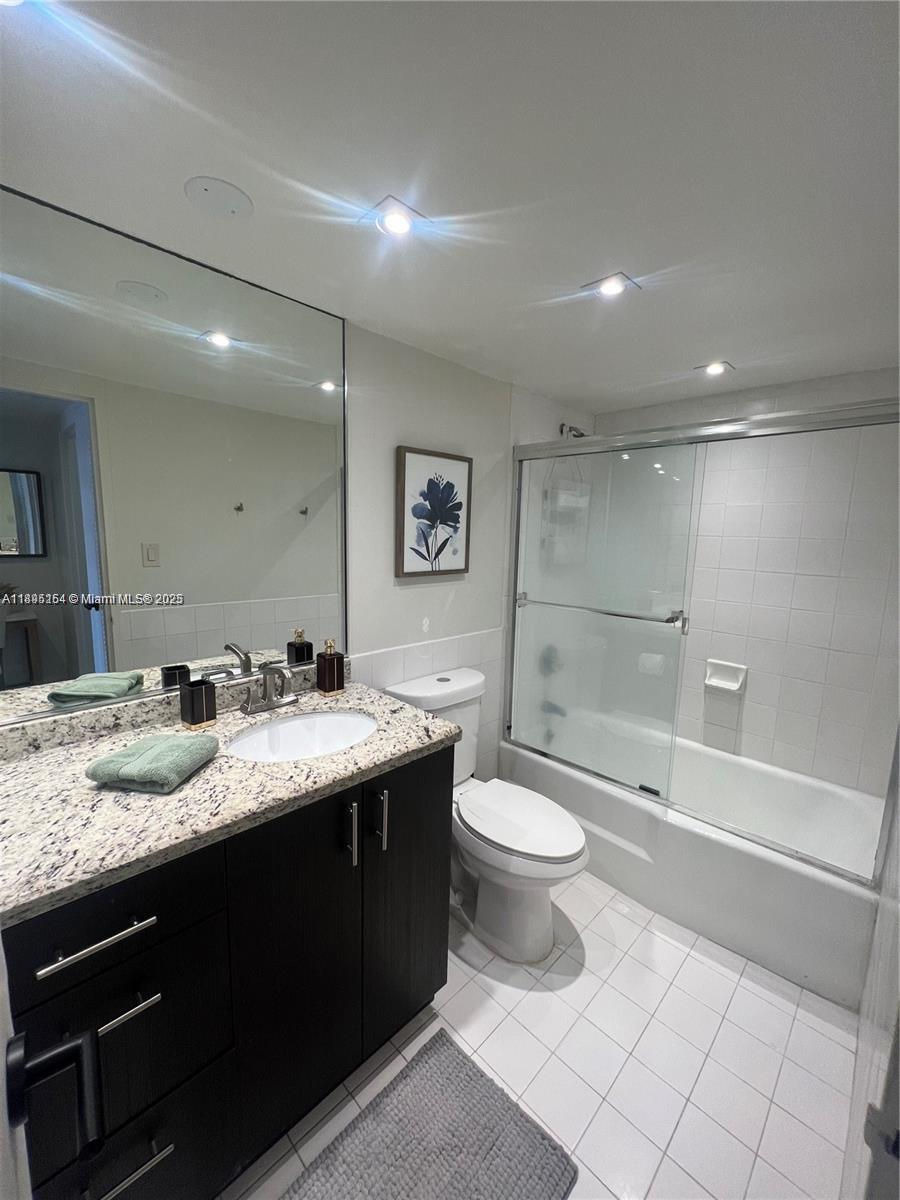 5161 Collins Ave #1211, Miami Beach FL 33140