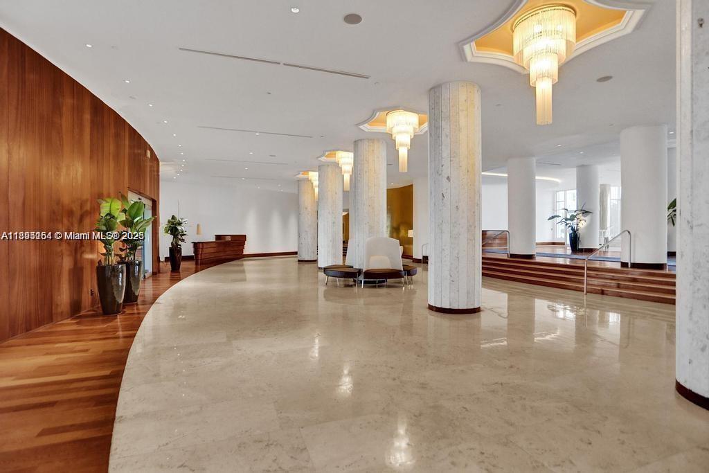 5161 Collins Ave #1211, Miami Beach FL 33140