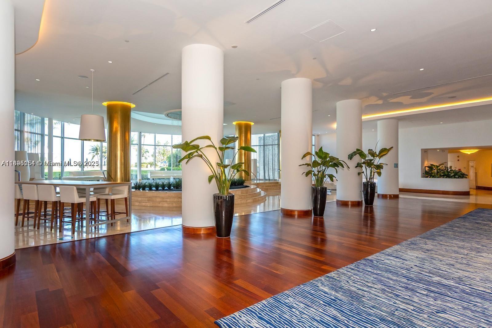 5161 Collins Ave #1211, Miami Beach FL 33140