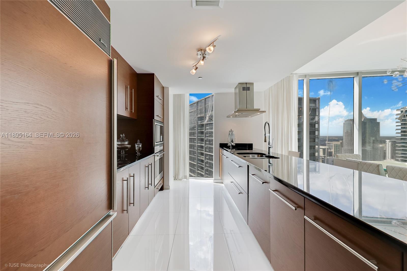 495 Brickell Ave #4710, Miami FL 33131