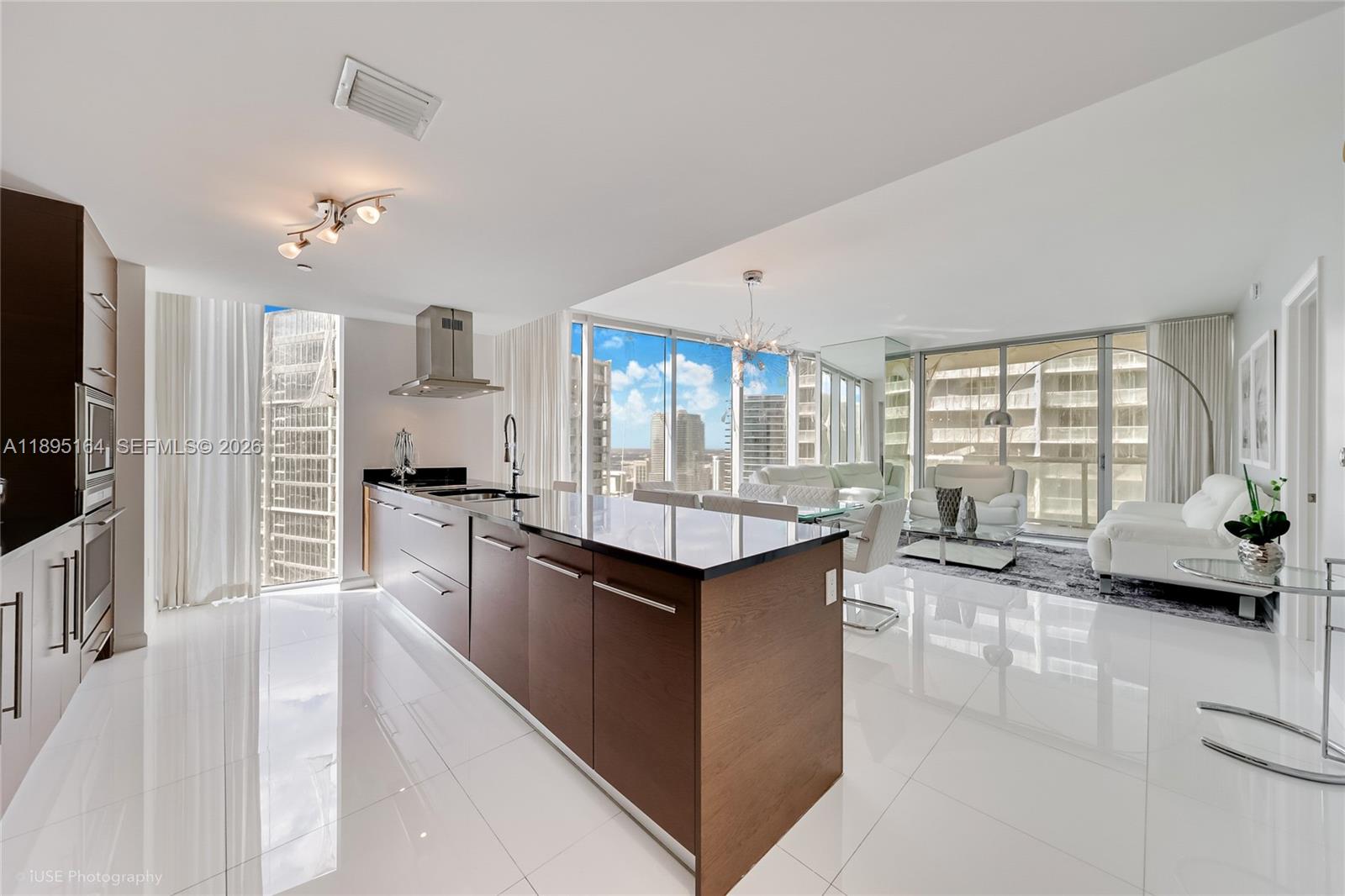 495 Brickell Ave #4710, Miami FL 33131