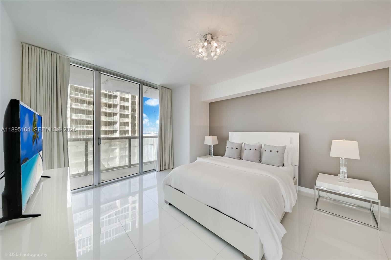 495 Brickell Ave #4710, Miami FL 33131