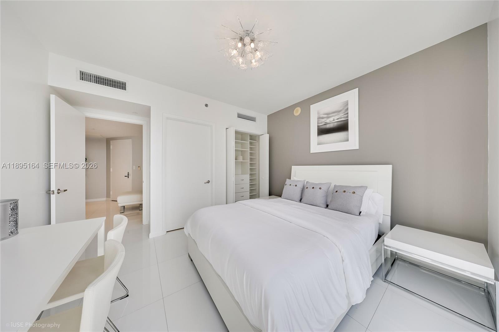 495 Brickell Ave #4710, Miami FL 33131