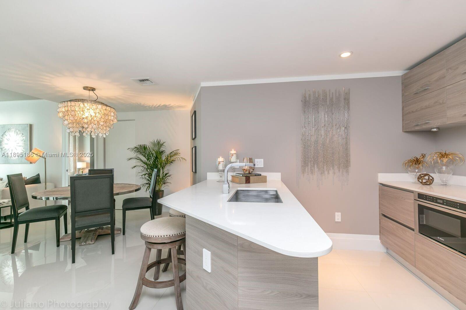 1300 S Miami Ave #2109, Miami FL 33131