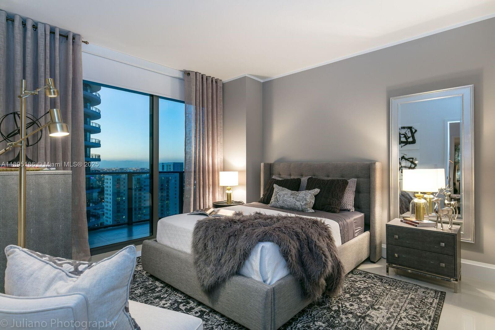 1300 S Miami Ave #2109, Miami FL 33131