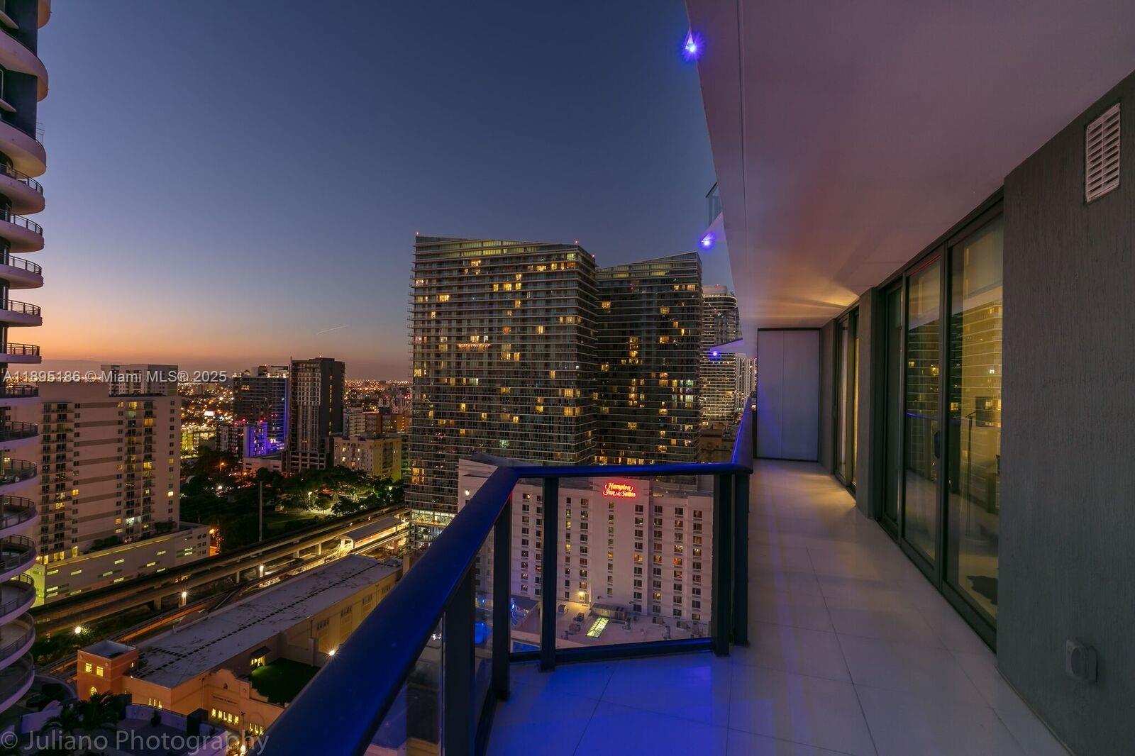 1300 S Miami Ave #2109, Miami FL 33131