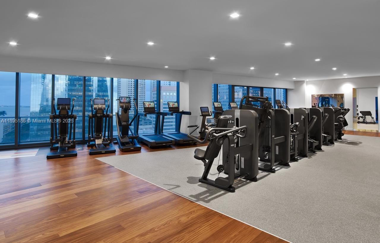 1300 S Miami Ave #2109, Miami FL 33131