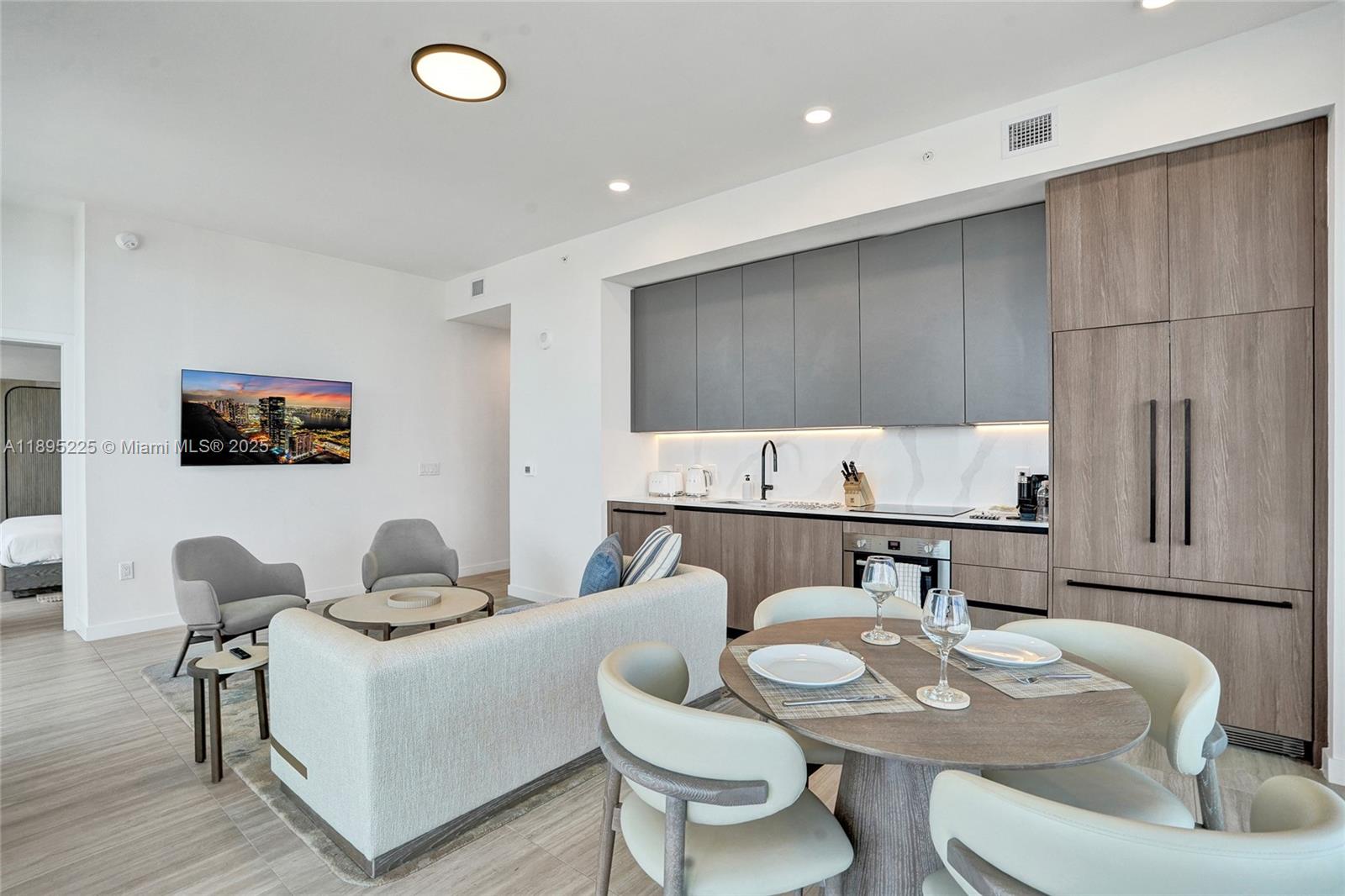 580 72nd street #2102, Miami Beach FL 33141