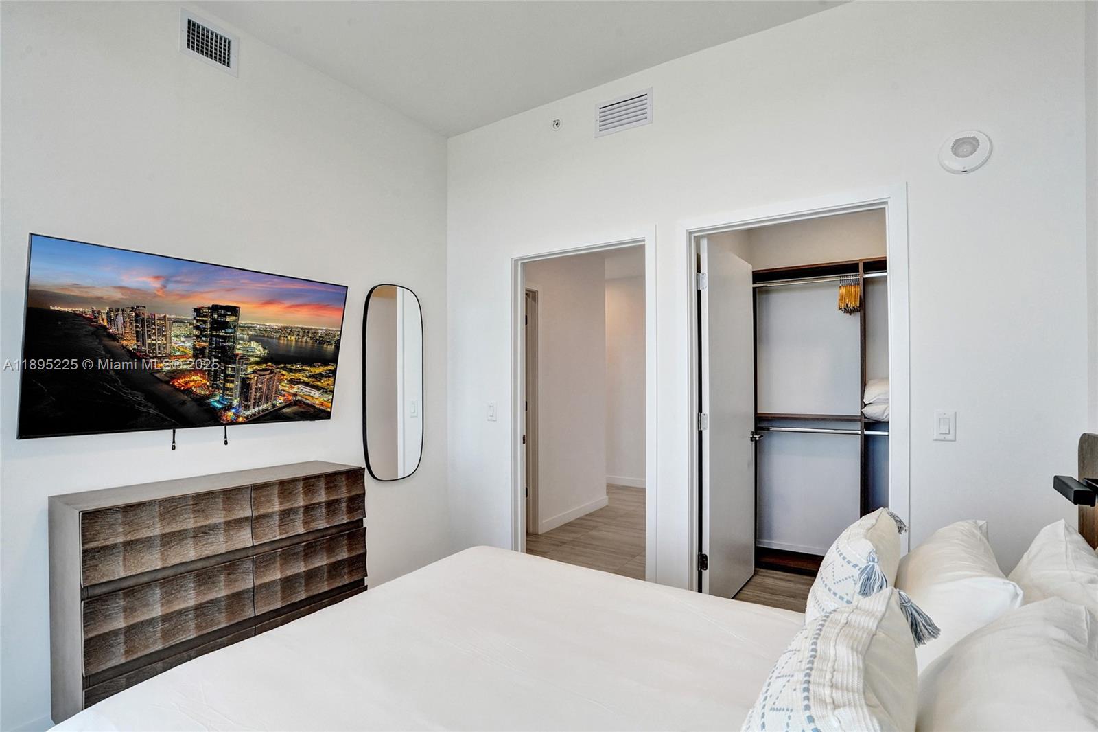 580 72nd street #2102, Miami Beach FL 33141