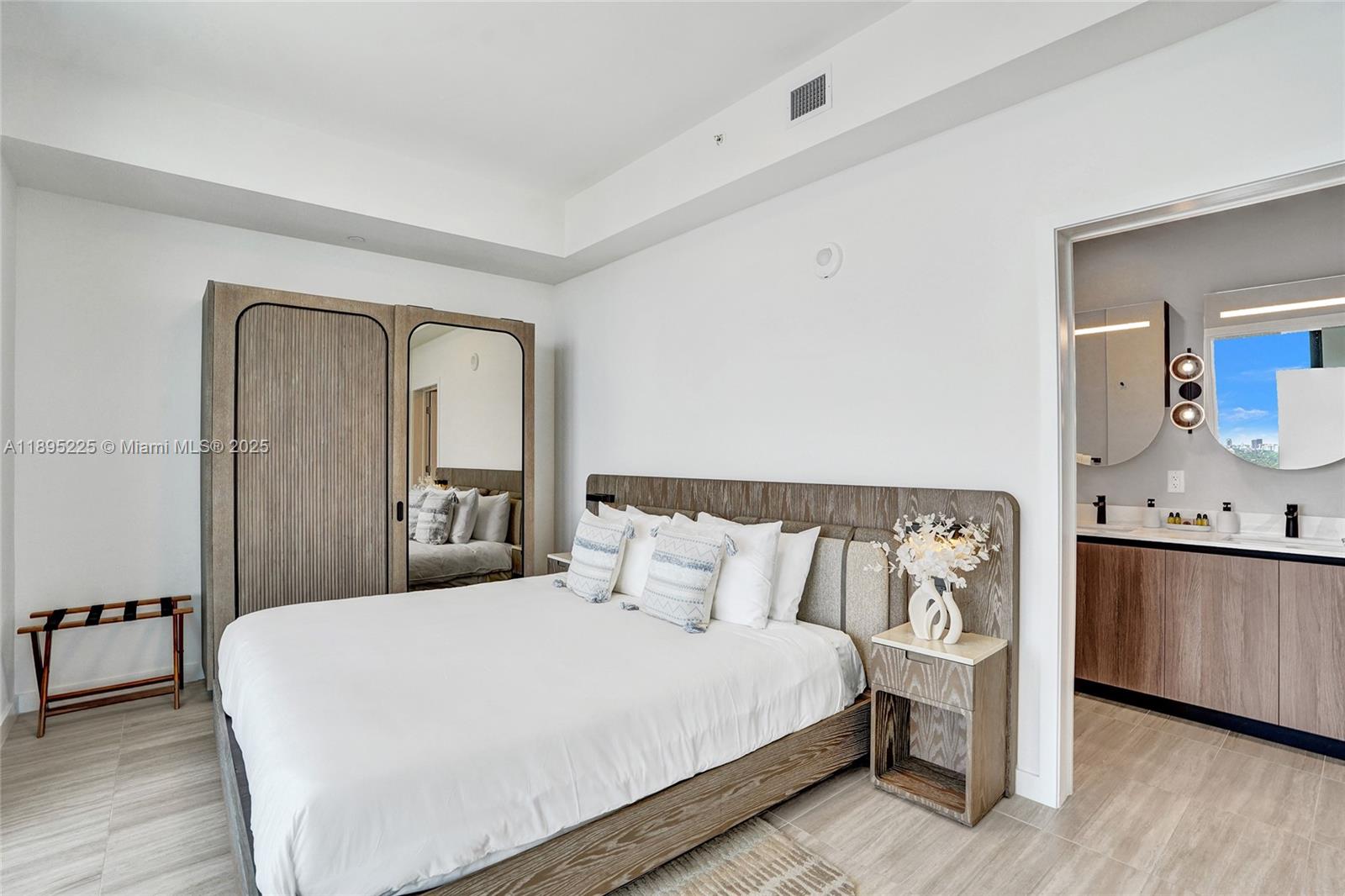 580 72nd street #2102, Miami Beach FL 33141