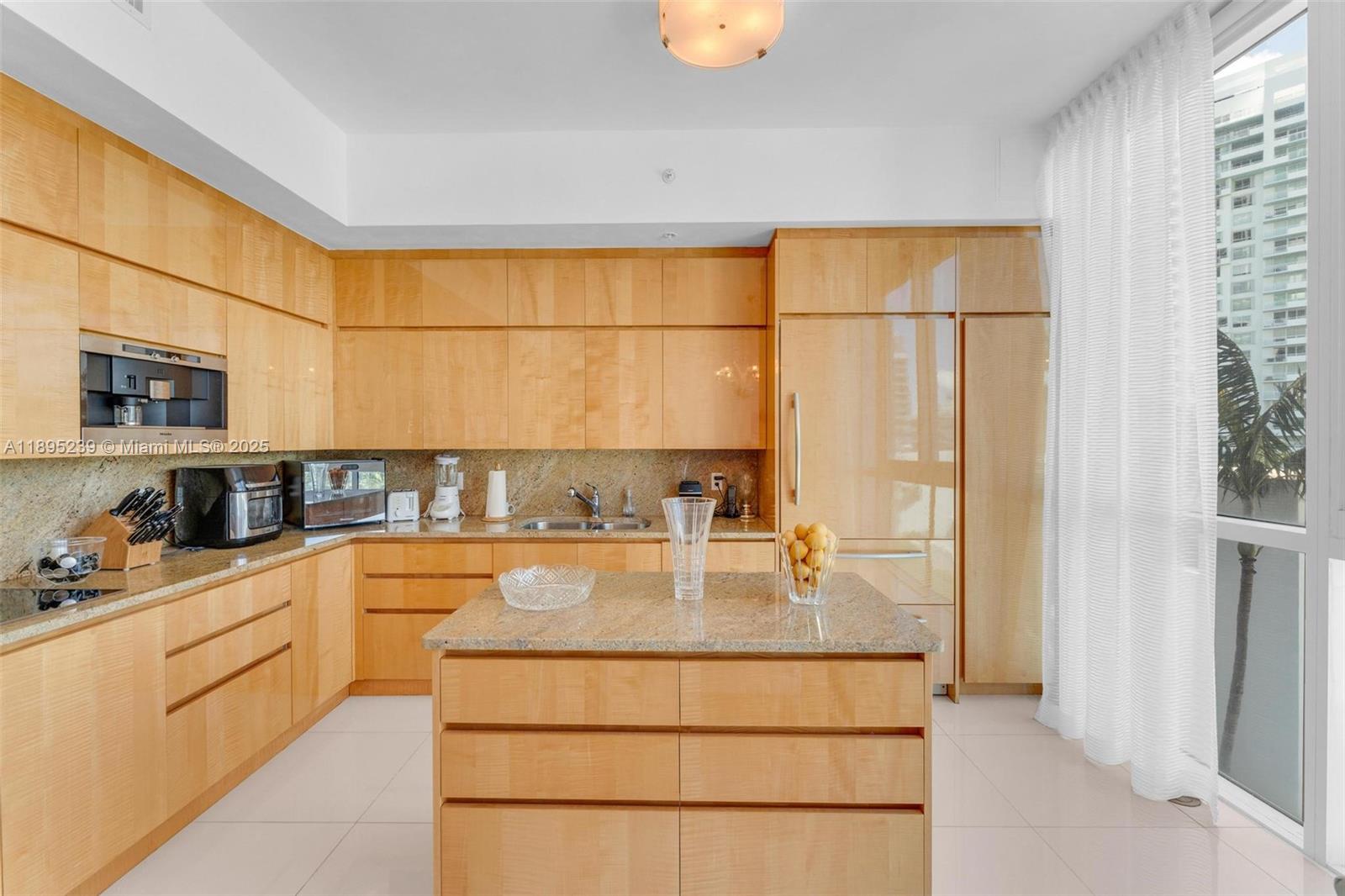 50 S Pointe Dr #705, Miami Beach FL 33139