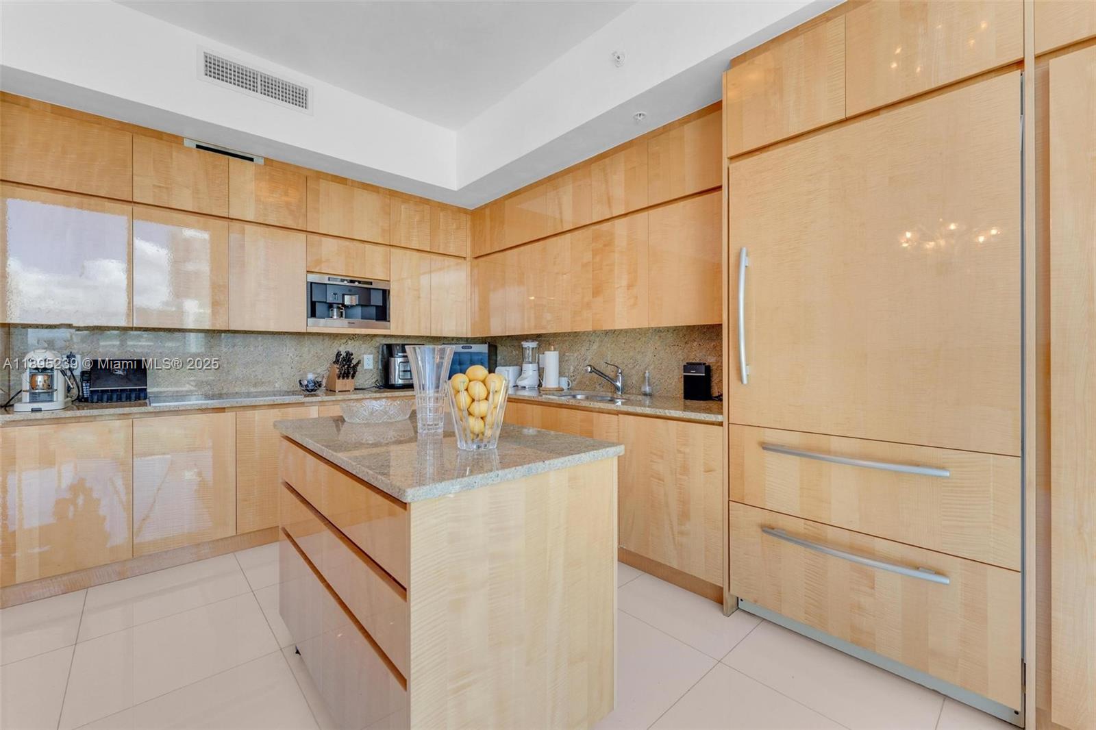 50 S Pointe Dr #705, Miami Beach FL 33139