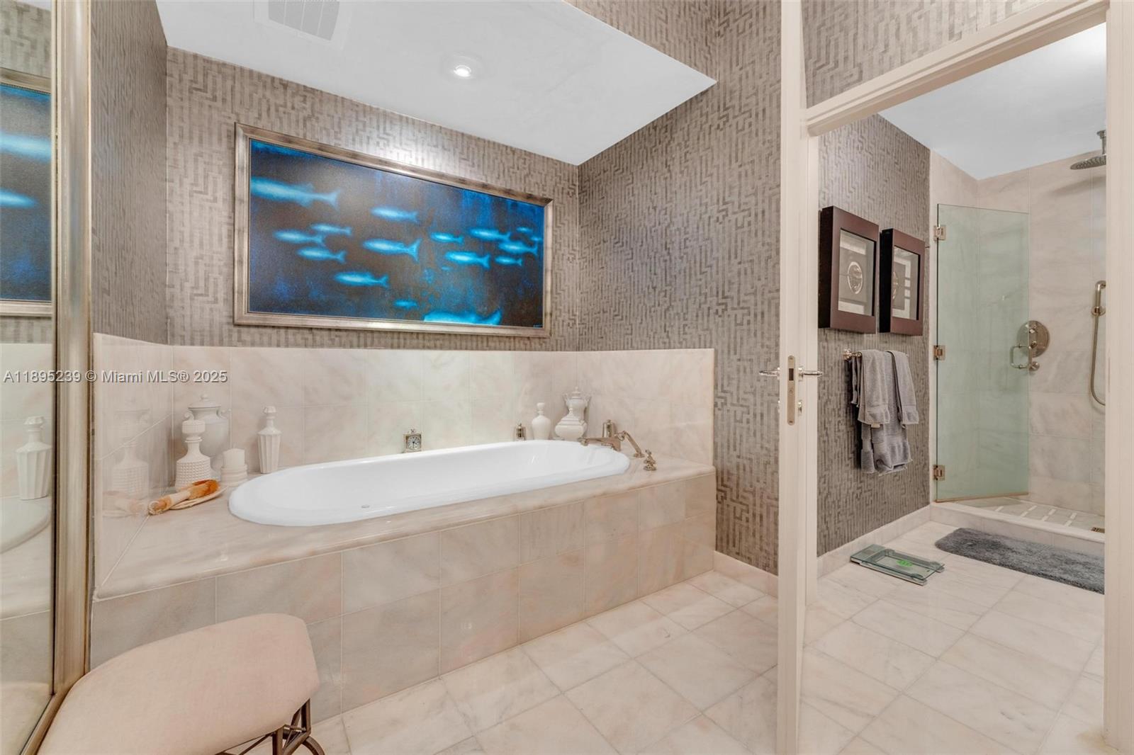 50 S Pointe Dr #705, Miami Beach FL 33139