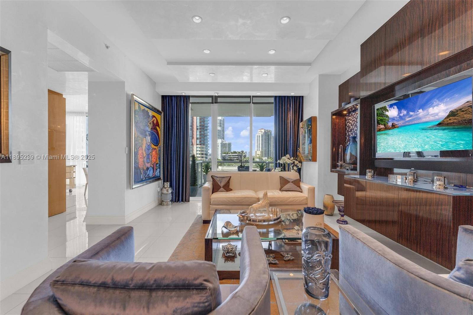 50 S Pointe Dr #705, Miami Beach FL 33139