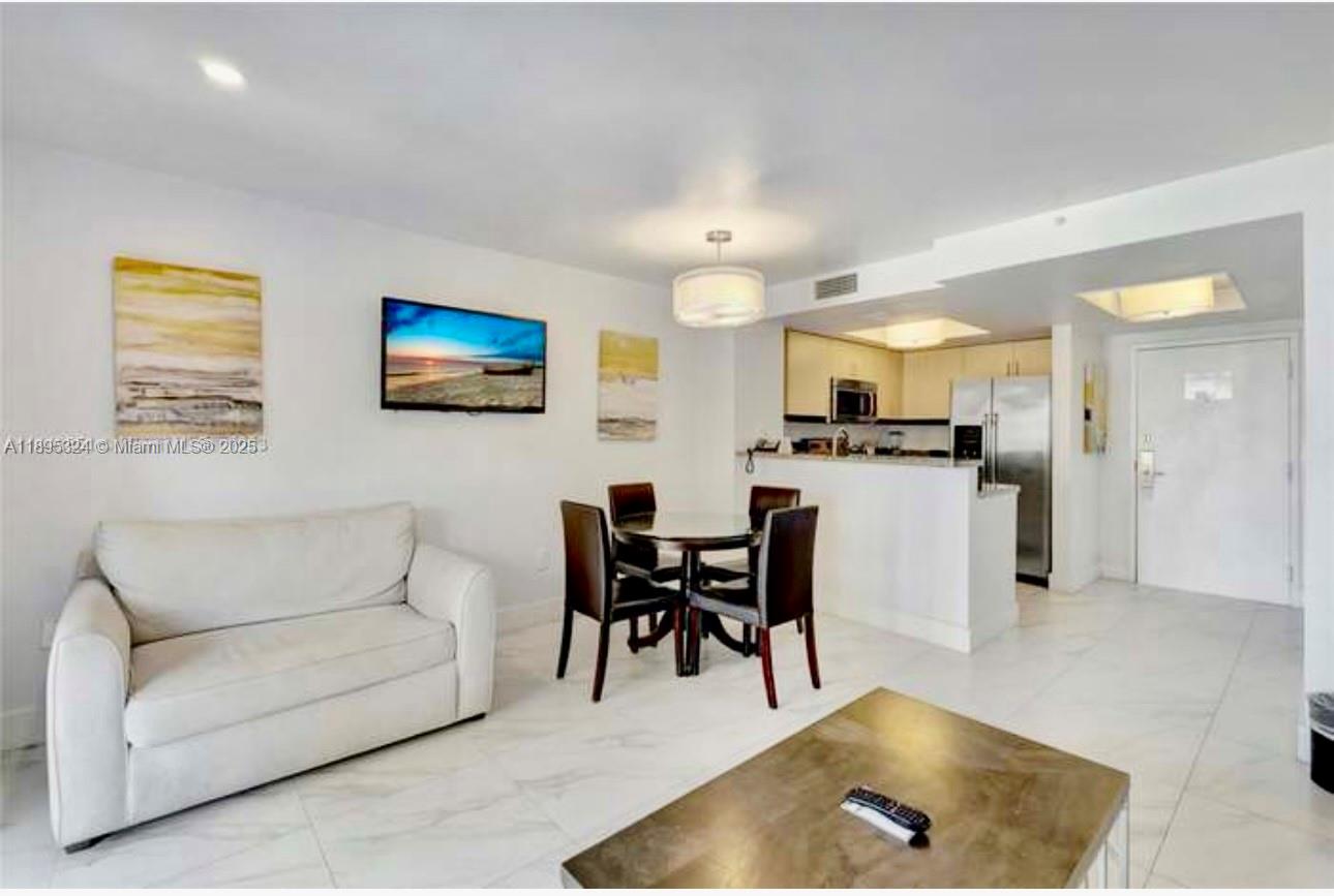 2951 S Bayshore Dr #603, Miami FL 33133