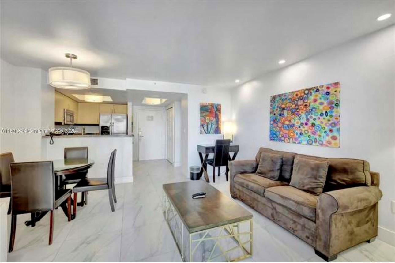 2951 S Bayshore Dr #603, Miami FL 33133