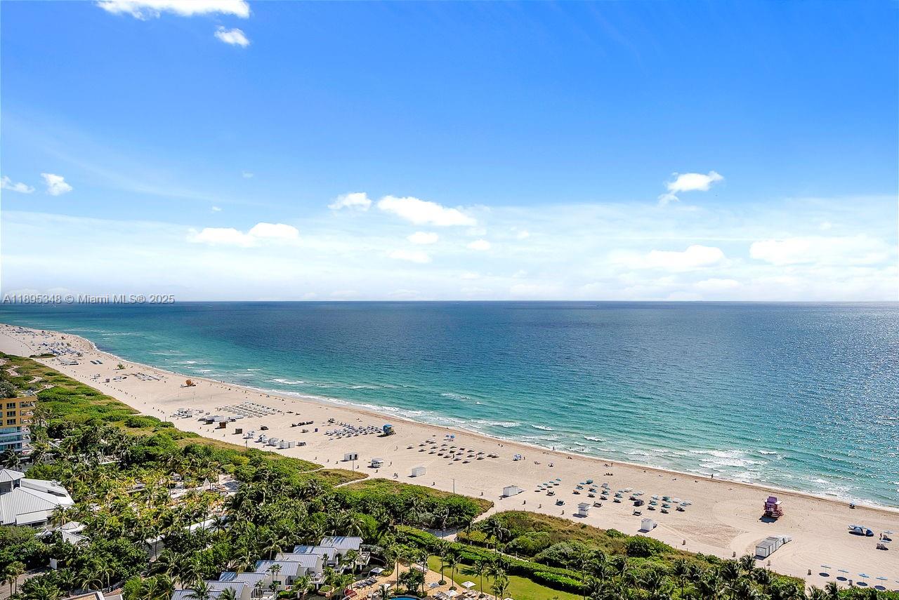 100 S Pointe Dr #2208, Miami Beach FL 33139