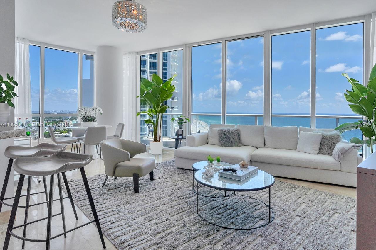 100 S Pointe Dr #2208, Miami Beach FL 33139