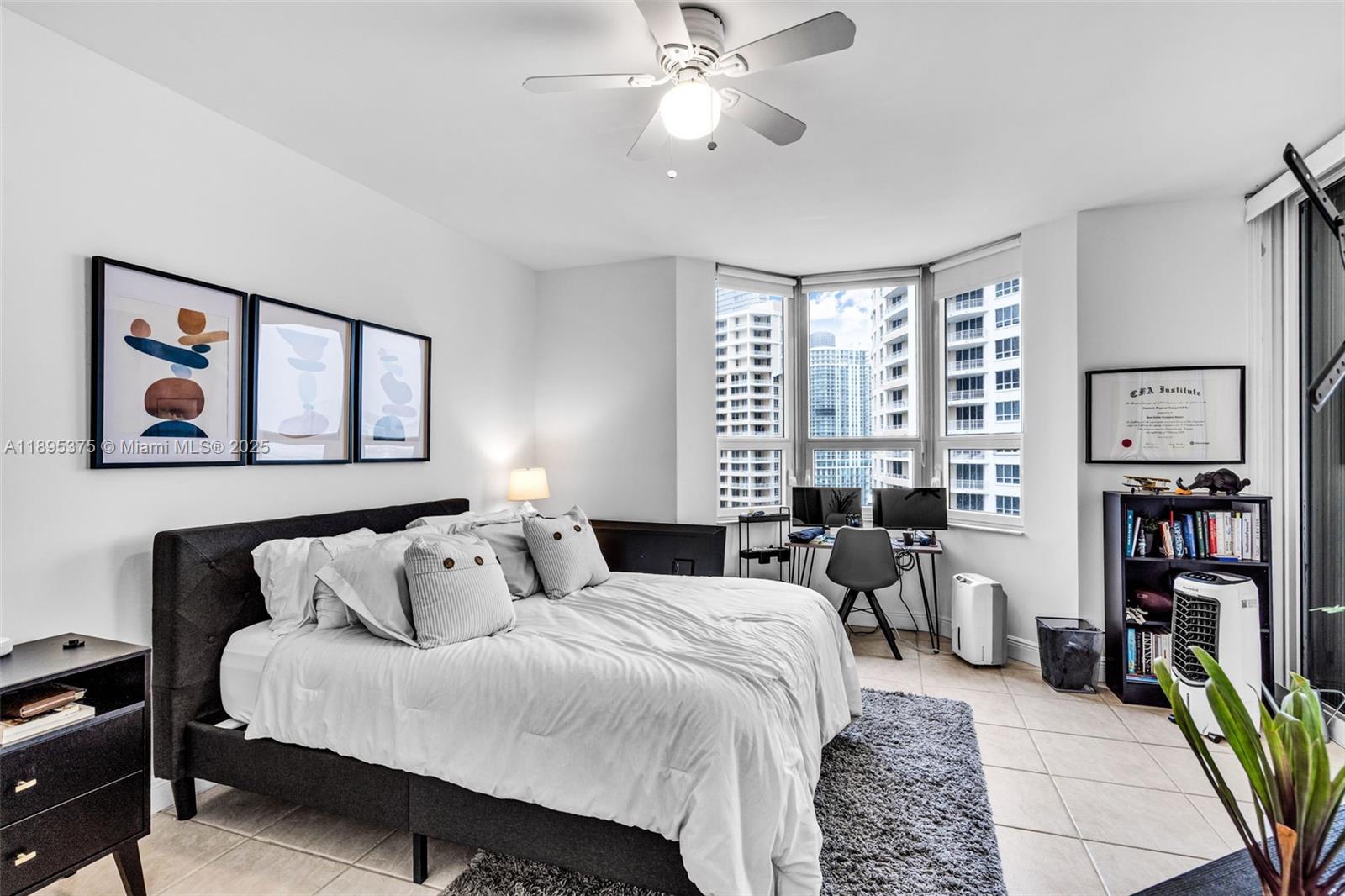 808 Brickell Key Dr #2003, Miami FL 33131