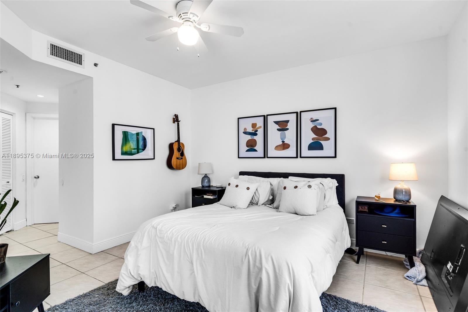 808 Brickell Key Dr #2003, Miami FL 33131