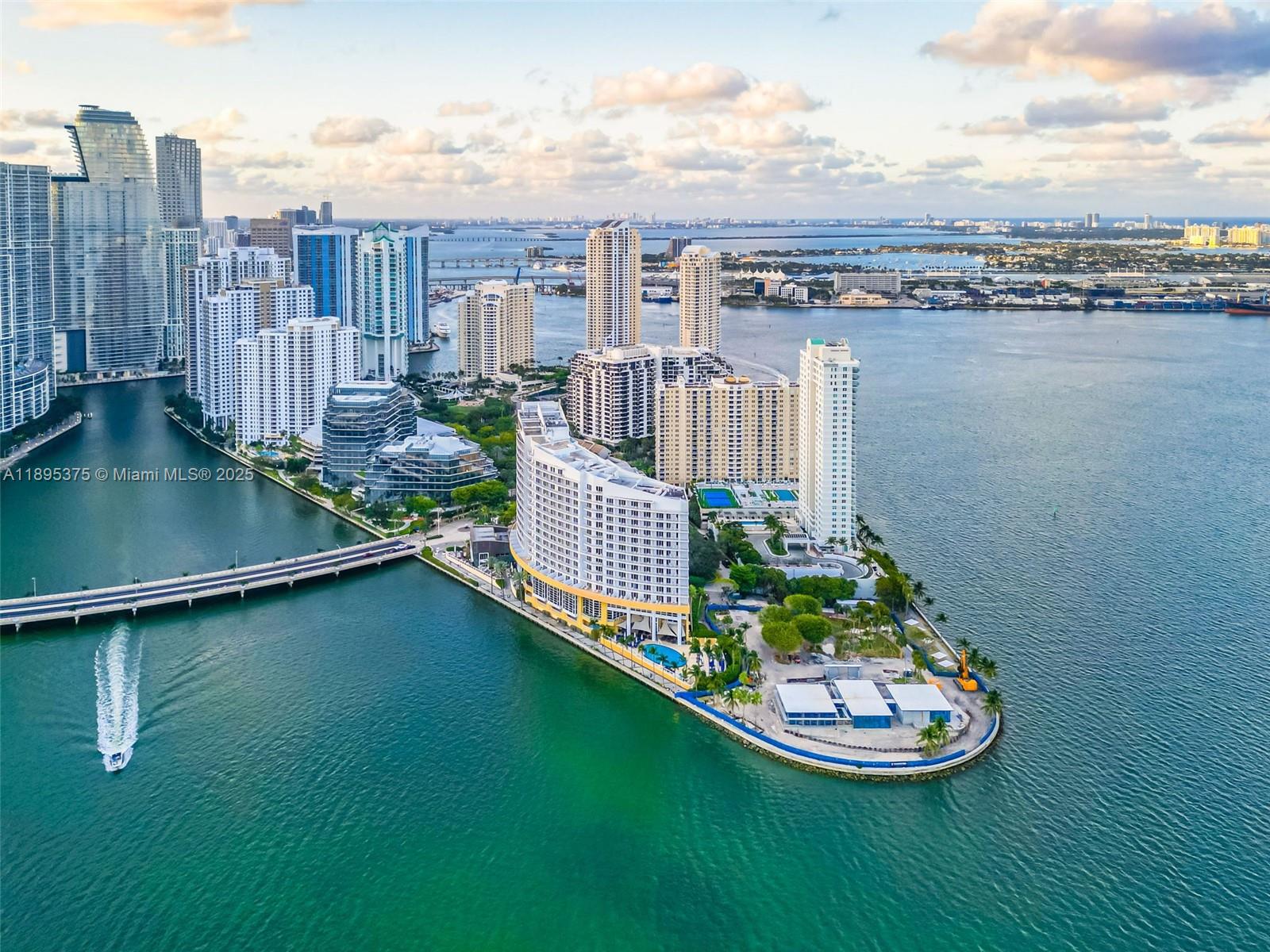 808 Brickell Key Dr #2003, Miami FL 33131