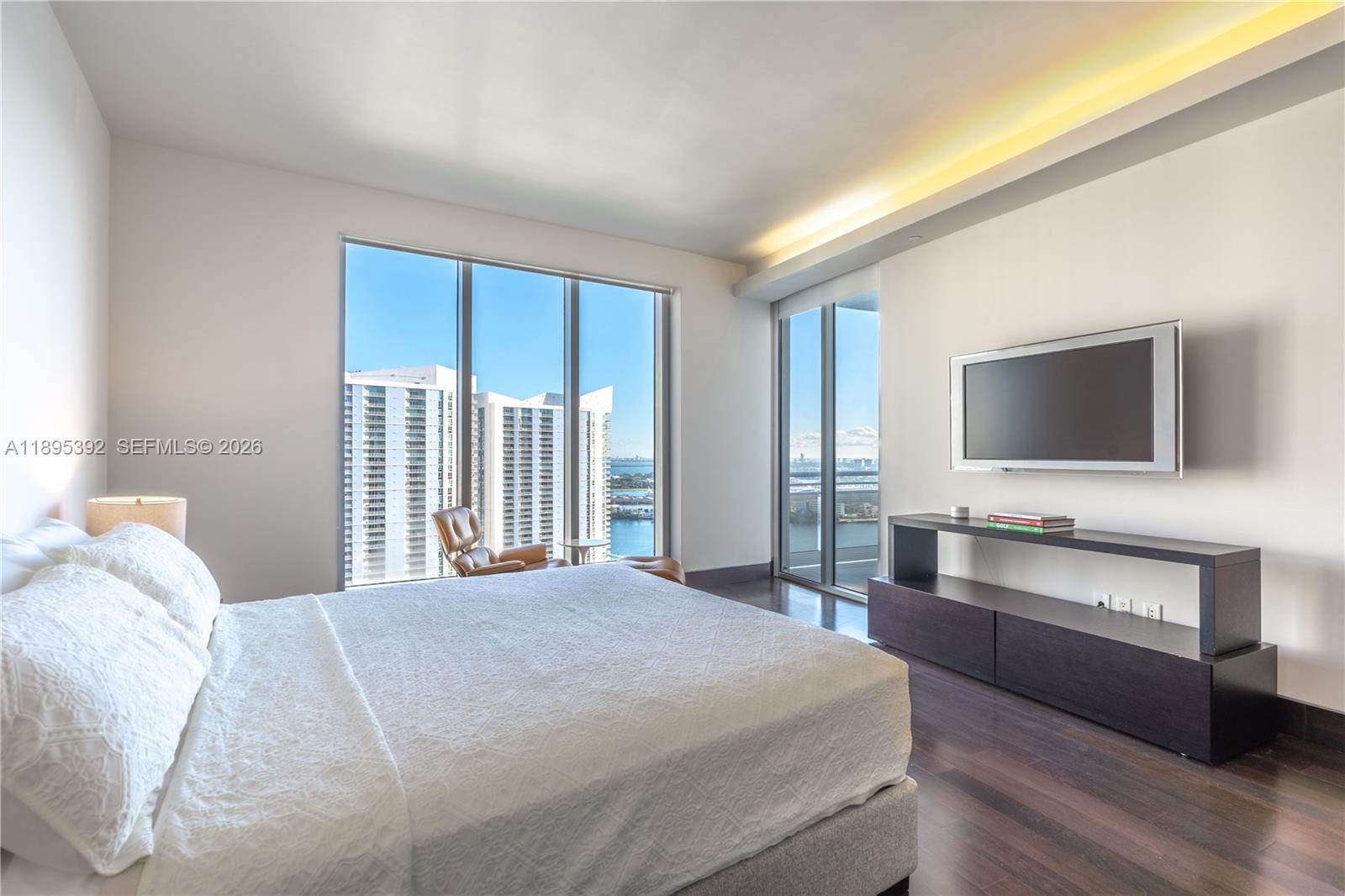 901 Brickell Key Blvd #3607, Miami FL 33131