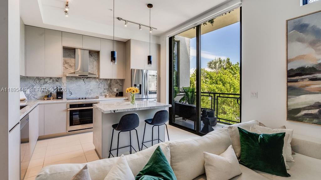 1030 15th St #201, Miami Beach FL 33139