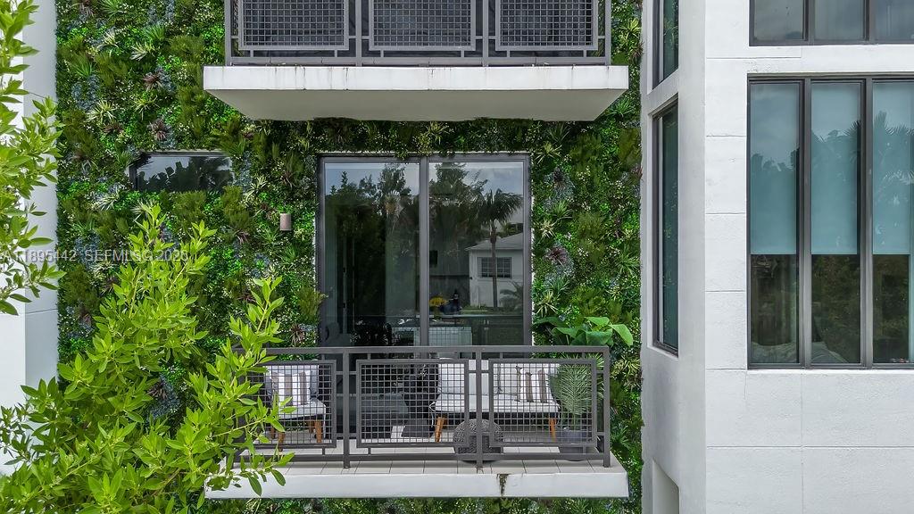 1030 15th St #201, Miami Beach FL 33139