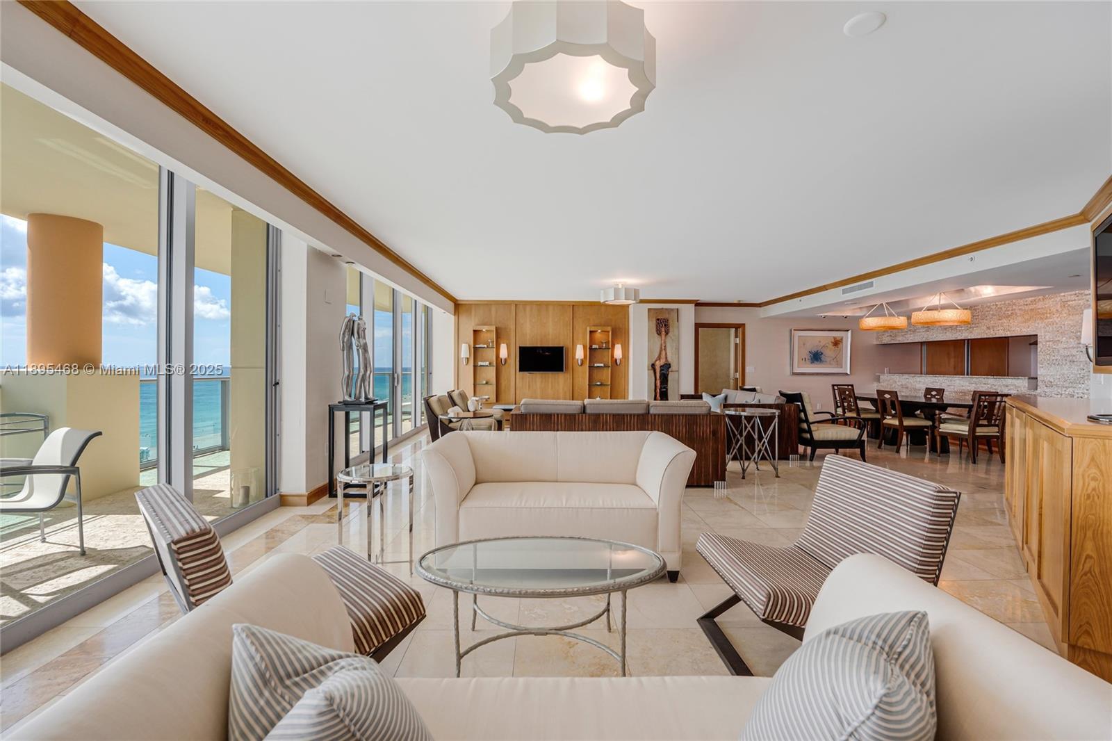 1455 Ocean Dr #1408, Miami Beach FL 33139