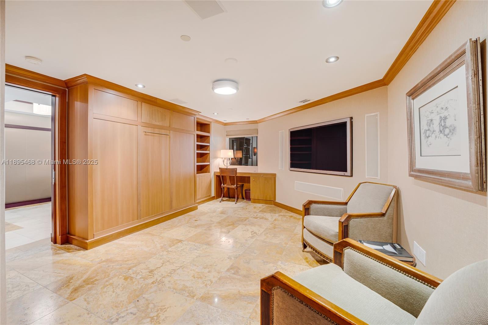 1455 Ocean Dr #1408, Miami Beach FL 33139