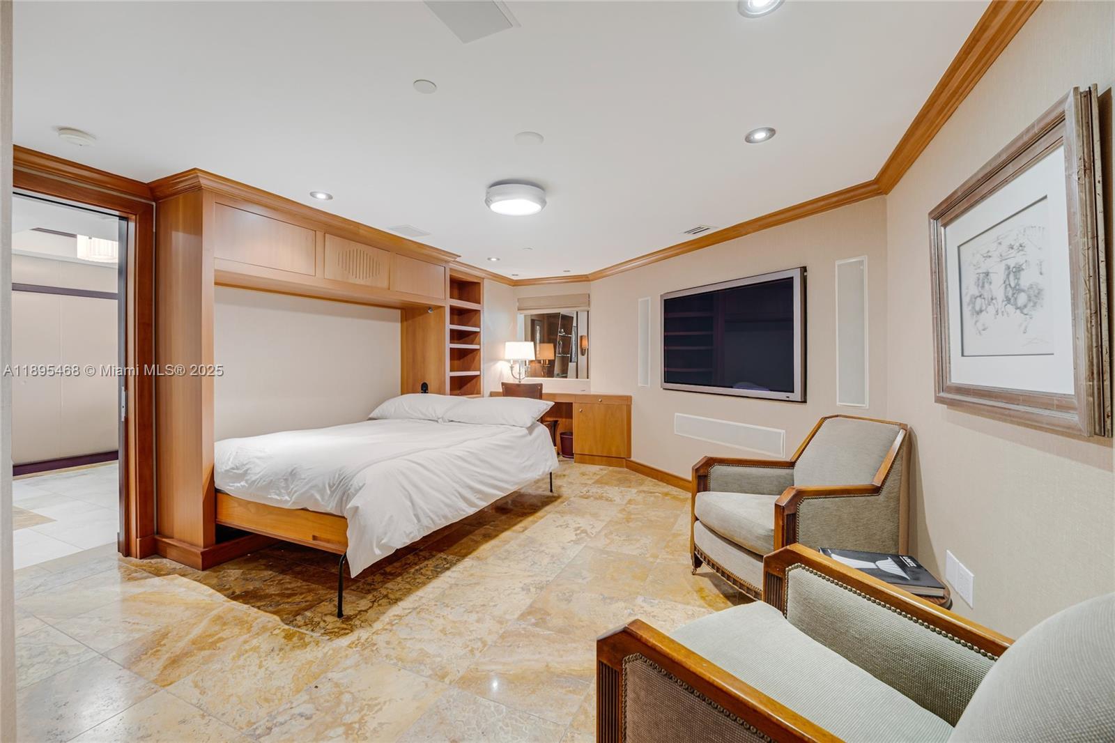 1455 Ocean Dr #1408, Miami Beach FL 33139