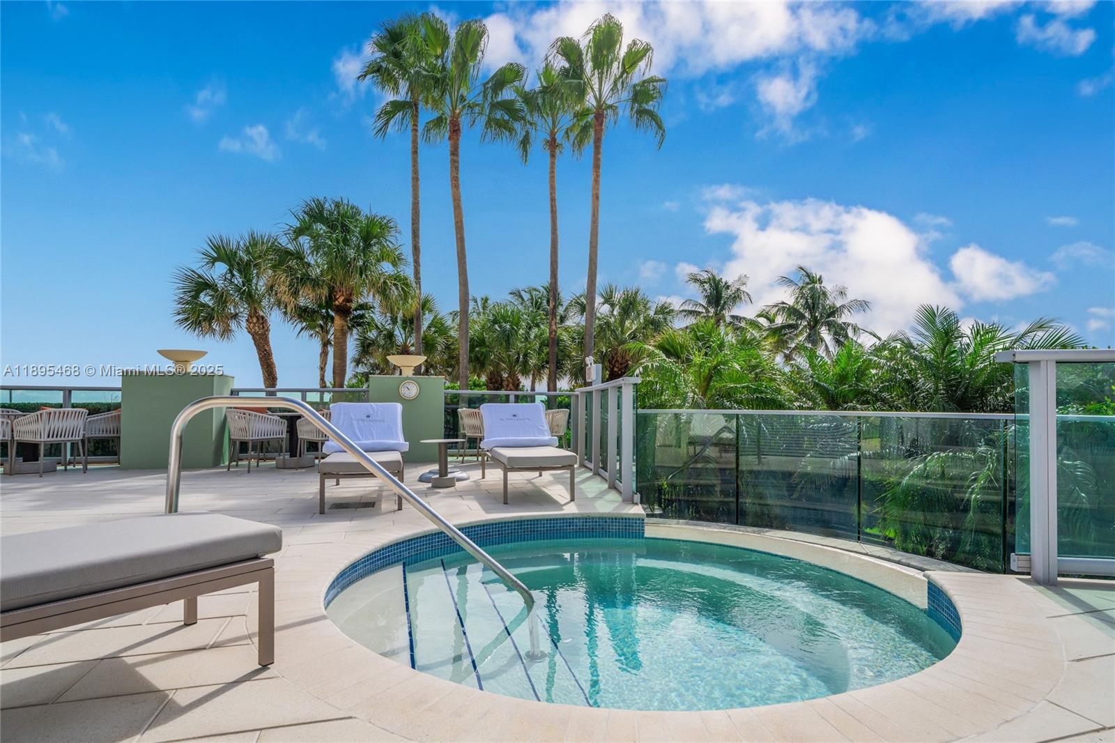 1455 Ocean Dr #1408, Miami Beach FL 33139
